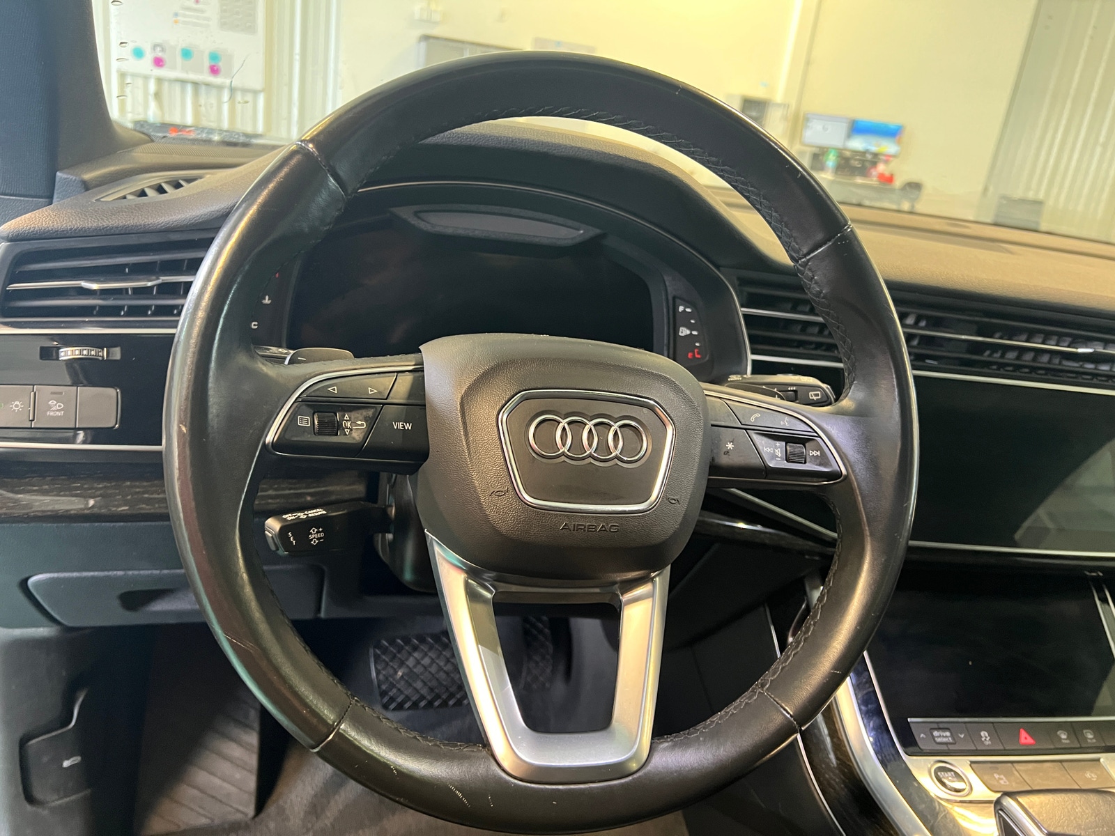 Thumbnail: 2022 Audi Q7 - 4