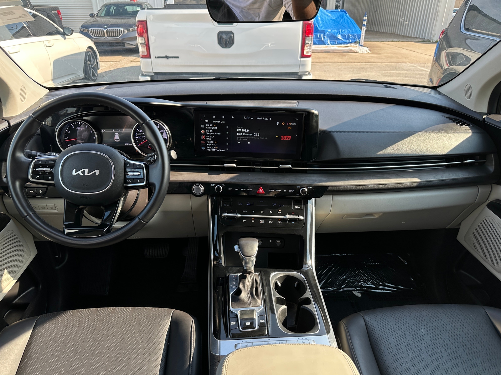 Thumbnail: 2024 Kia Carnival - 2