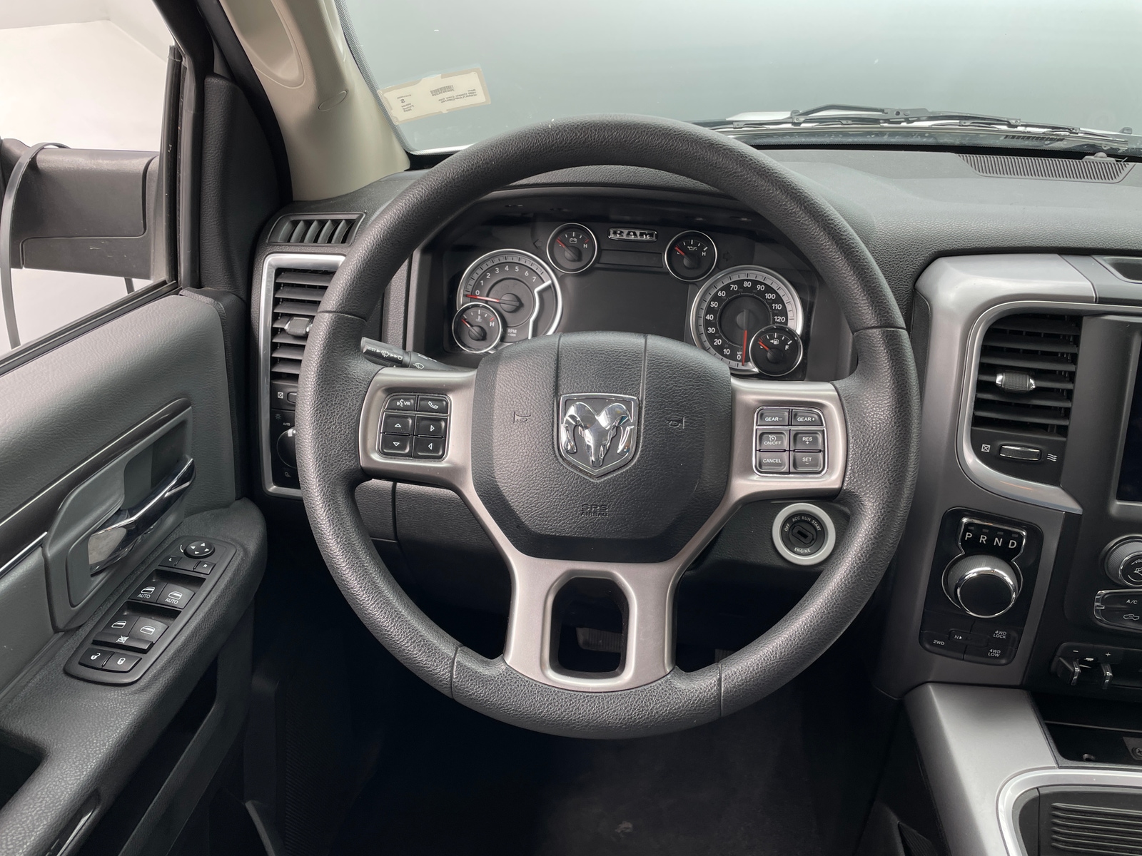 Thumbnail: 2023 RAM 1500 Classic - 5