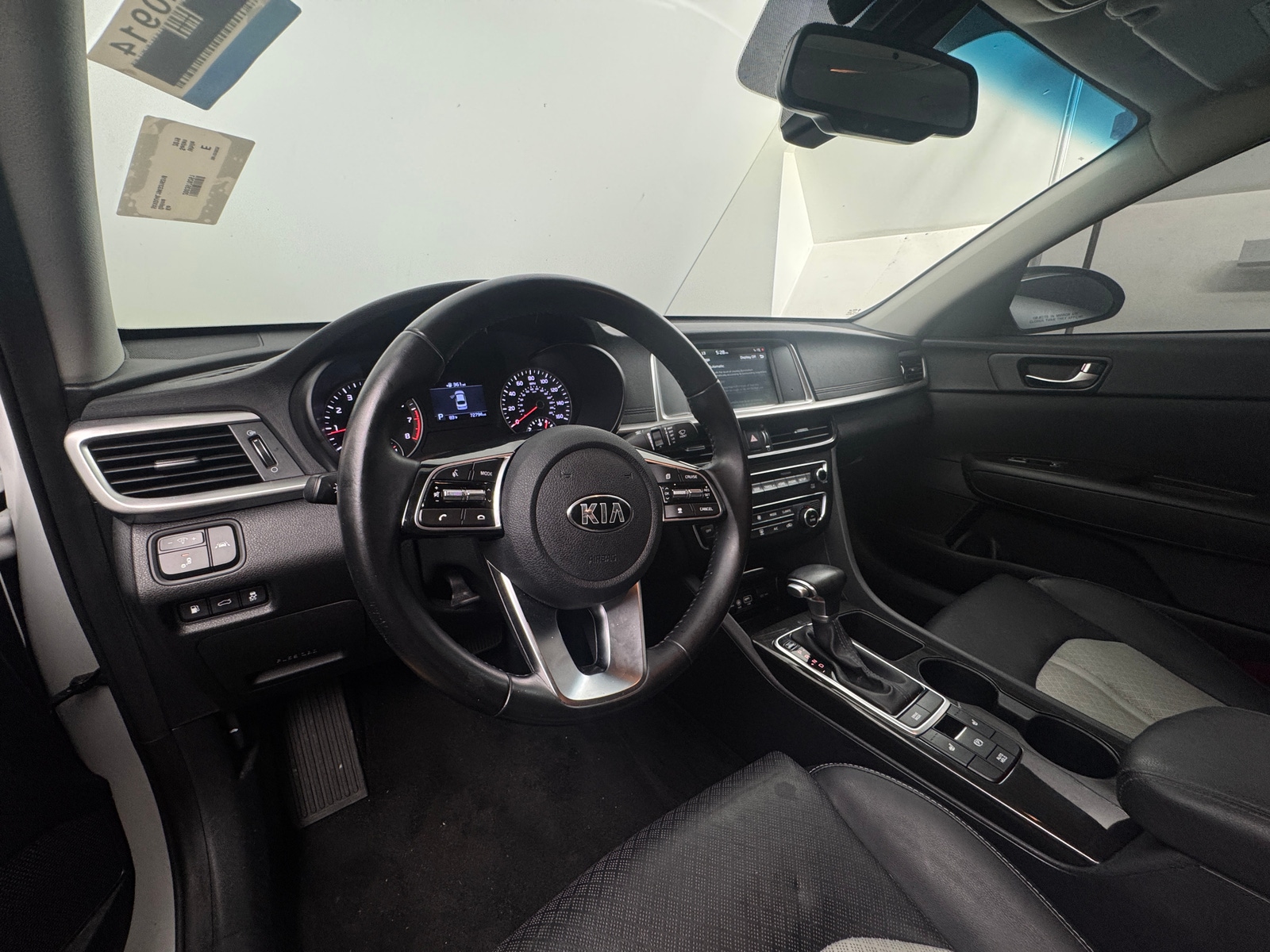 Thumbnail: 2019 Kia Optima - 2