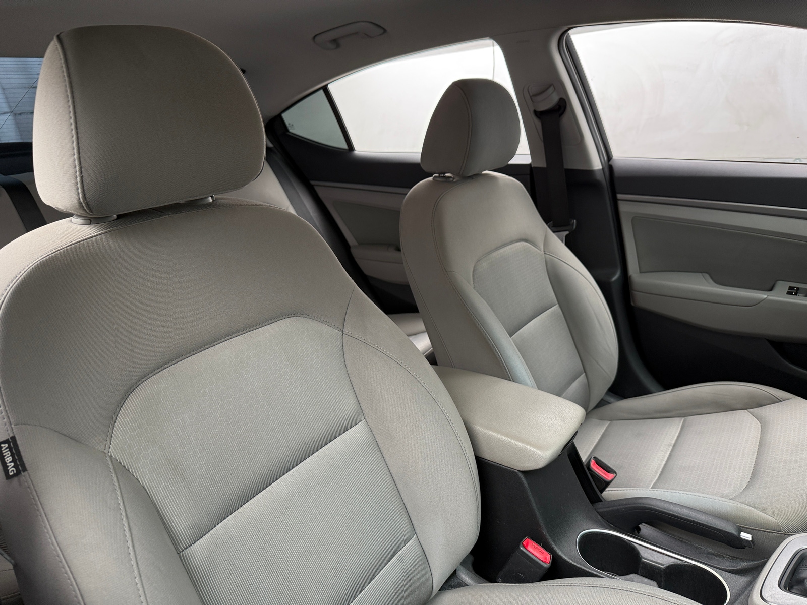 Thumbnail: 2018 Hyundai Elantra - 2