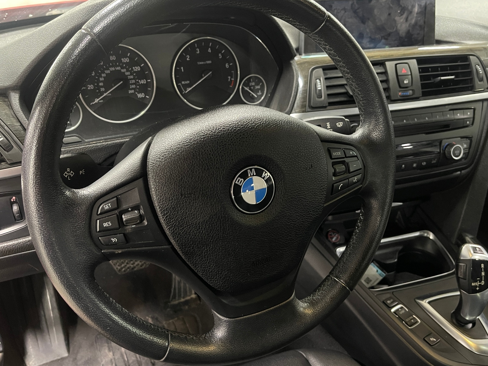 Thumbnail: 2015 BMW 3 Series - 4