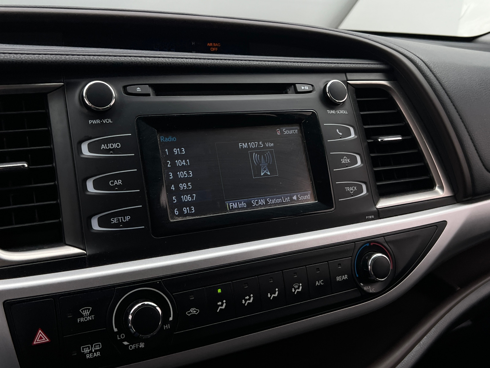 Thumbnail: 2019 Toyota Highlander - 4