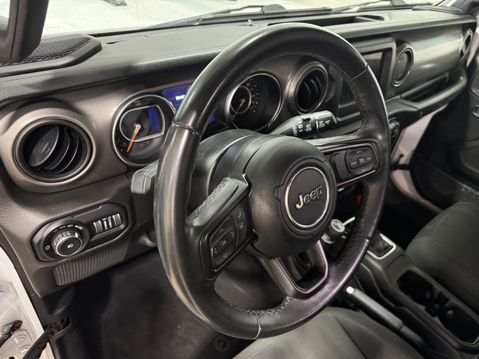 Thumbnail: 2021 Jeep Wrangler - 3