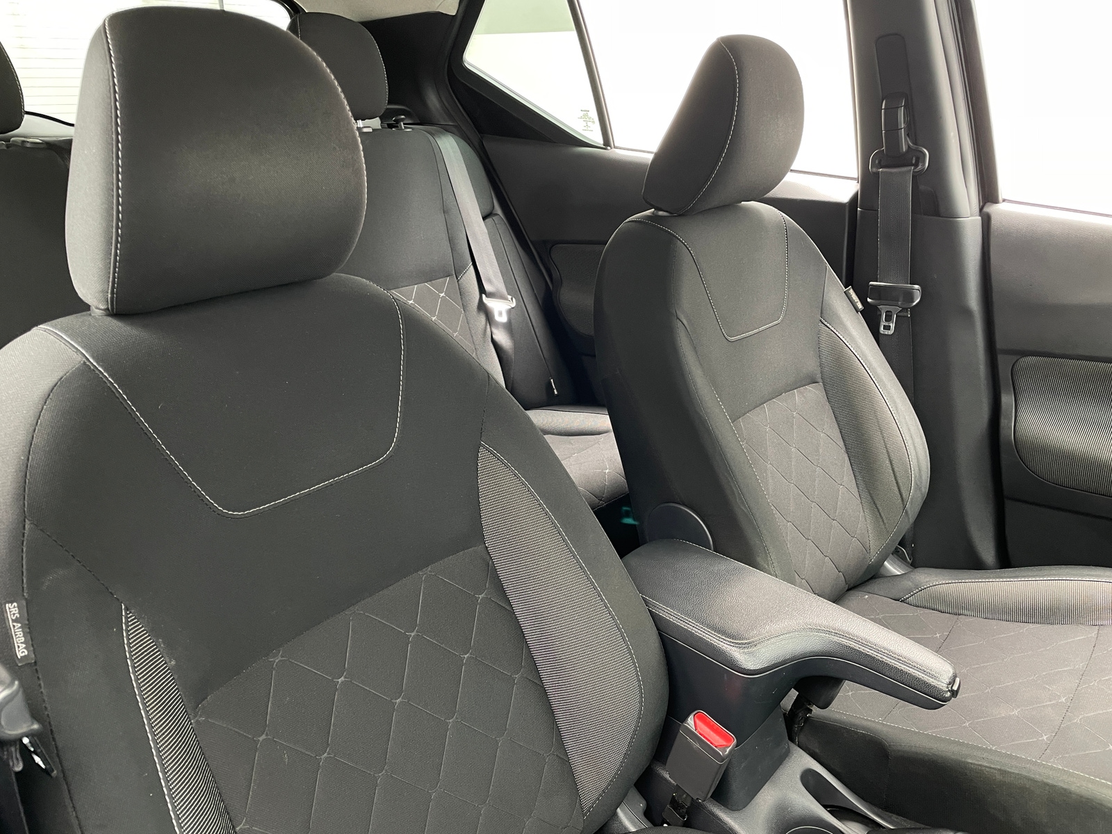 Thumbnail: 2020 Nissan Kicks - 2
