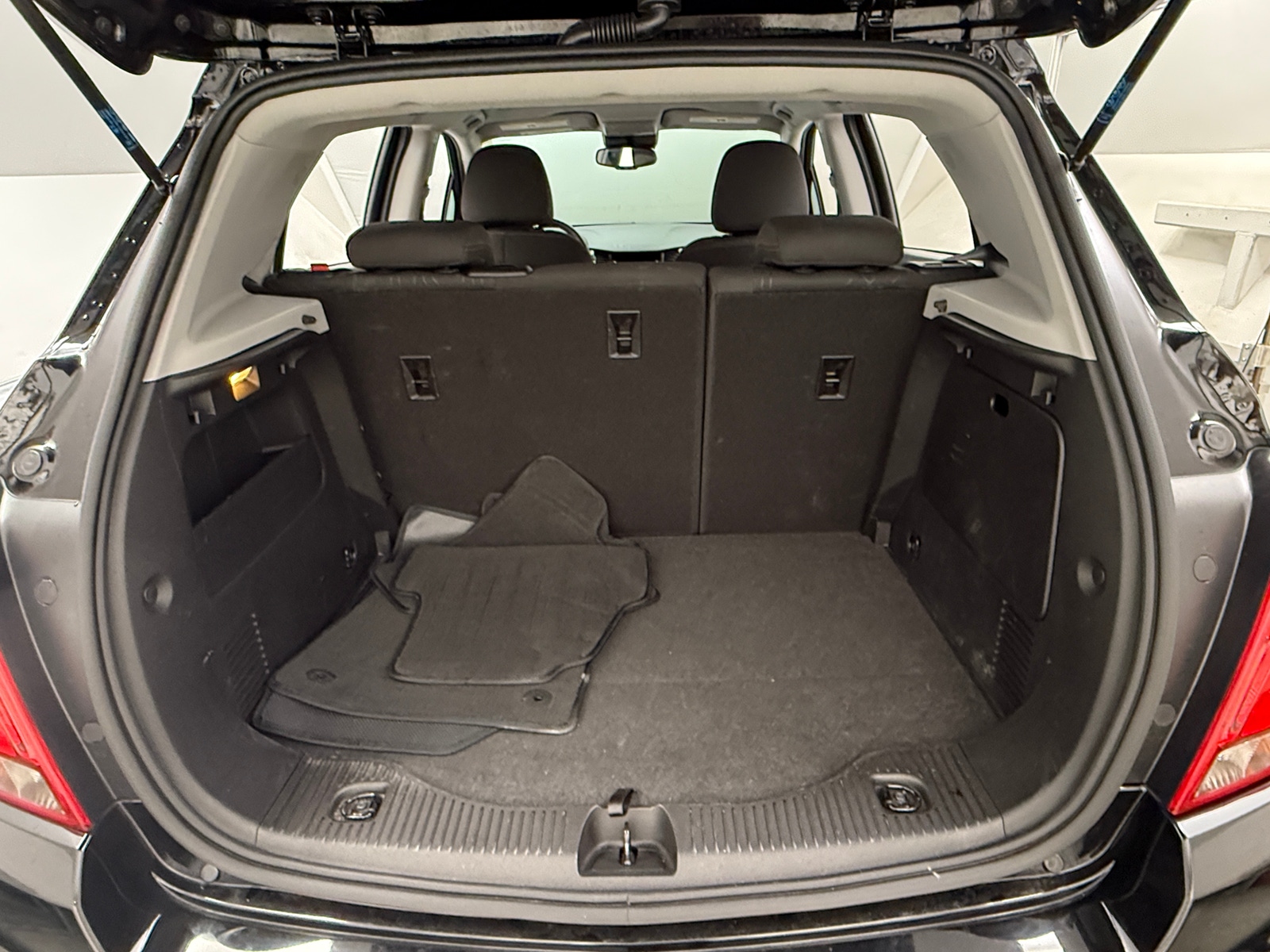 Thumbnail: 2019 Chevrolet Trax - 7