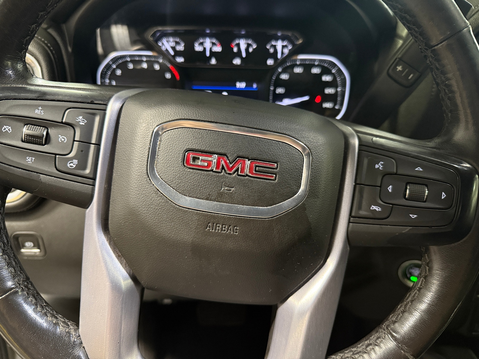 Thumbnail: 2020 GMC Sierra 1500 - 4