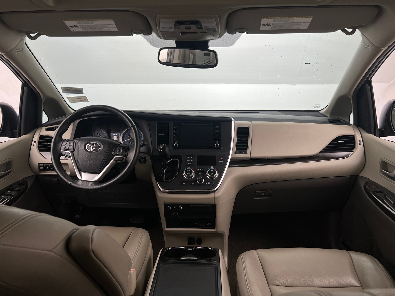 Thumbnail: 2018 Toyota Sienna - 2