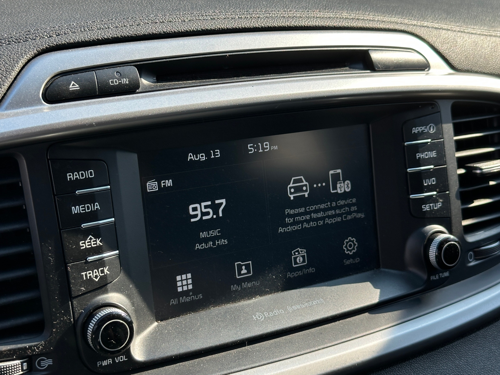 Thumbnail: 2018 Kia Sorento - 4