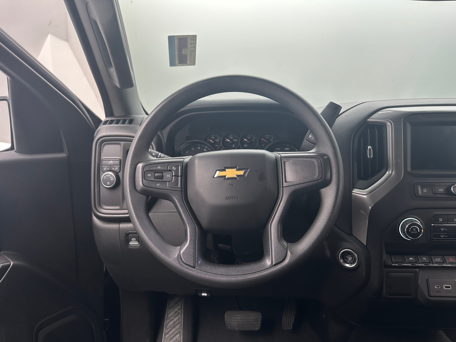 Thumbnail: 2024 Chevrolet Silverado 1500 - 5