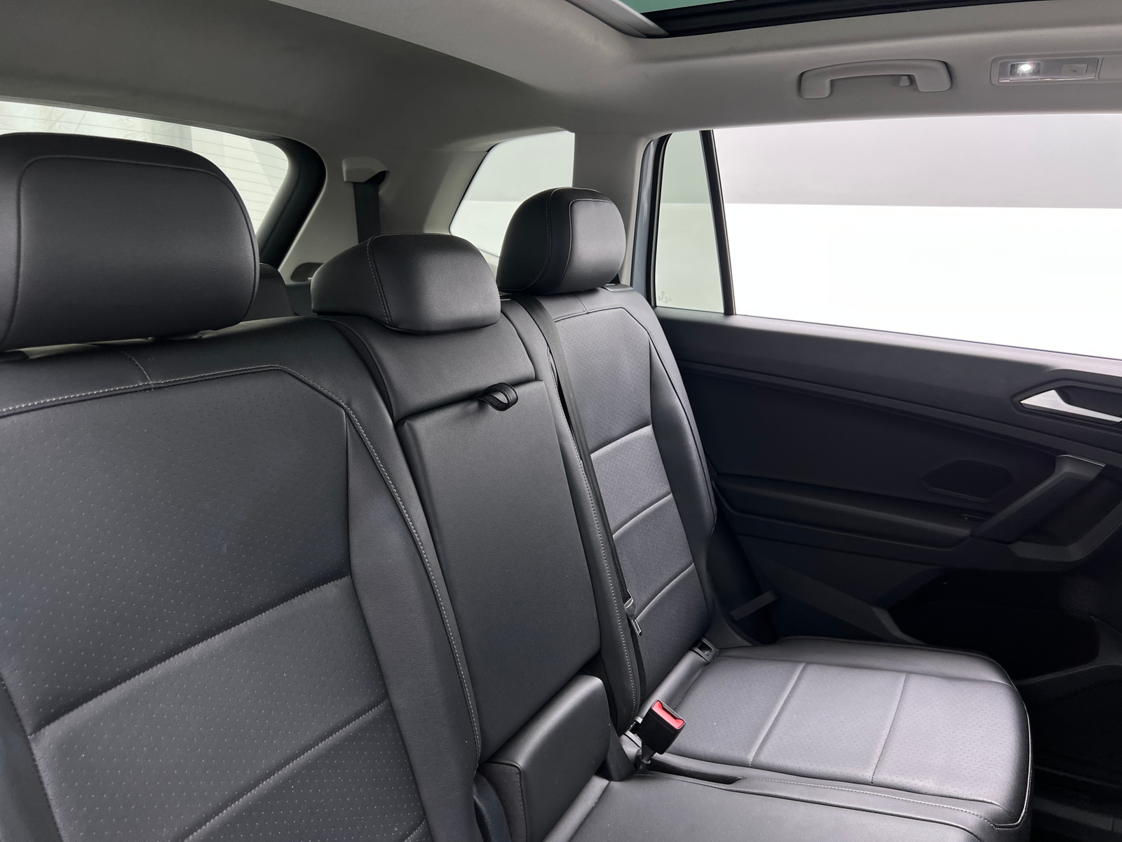 Thumbnail: 2019 Volkswagen Tiguan - 5