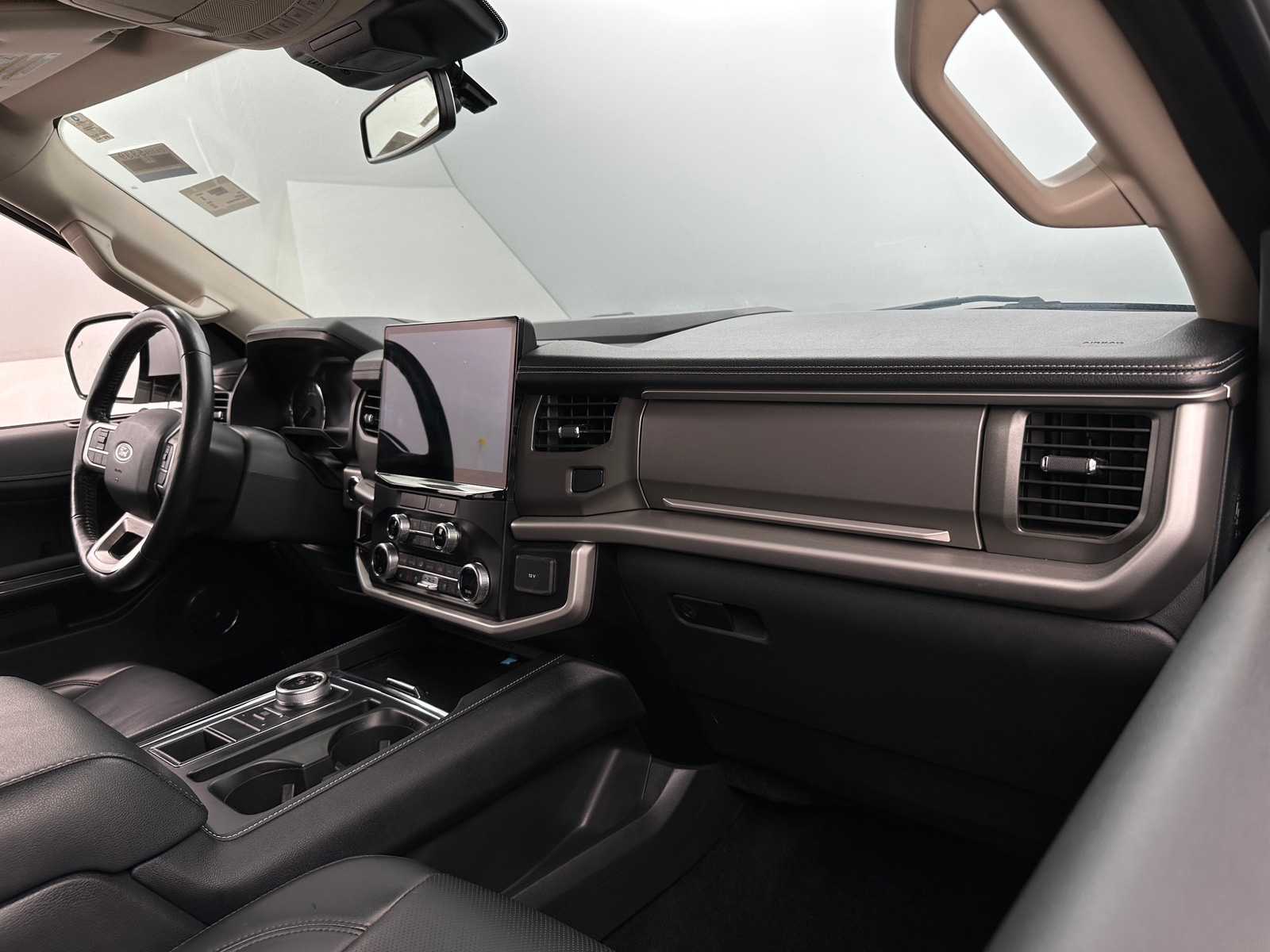 Thumbnail: 2023 Ford Expedition - 3