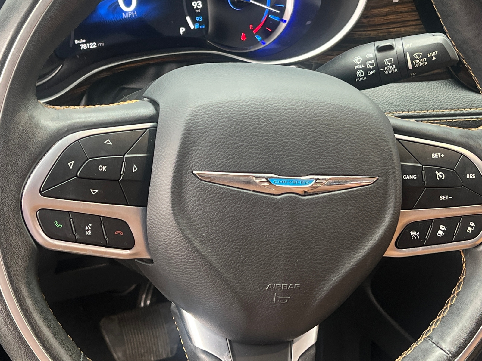 Thumbnail: 2021 Chrysler Pacifica - 4