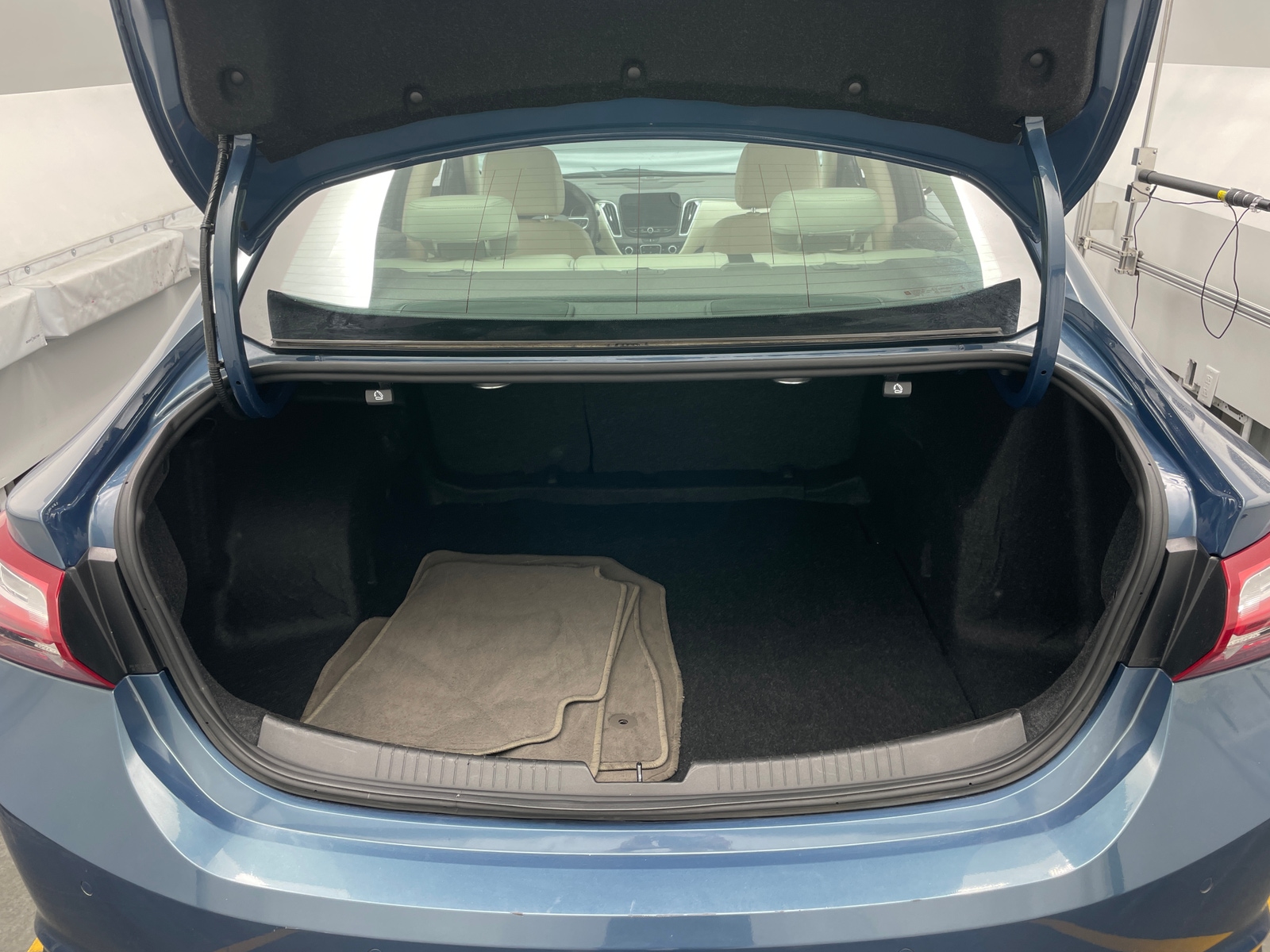 Thumbnail: 2024 Chevrolet Malibu - 6