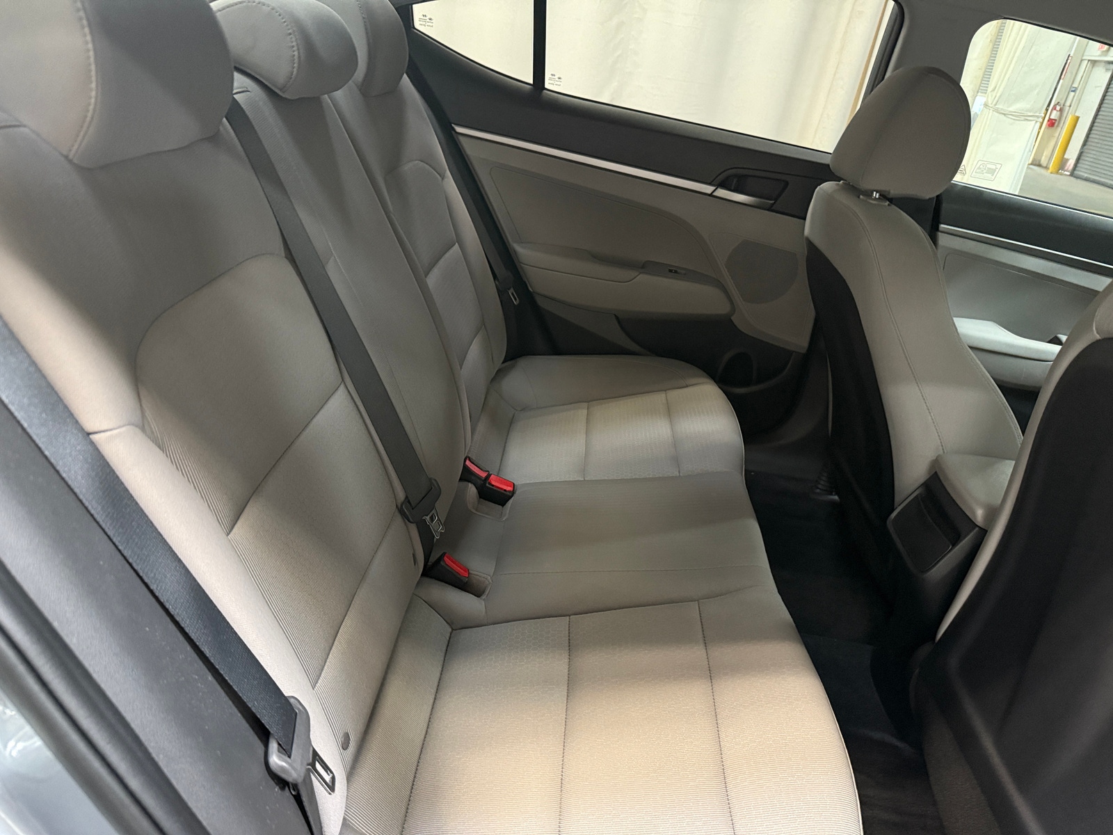 Thumbnail: 2017 Hyundai Elantra - 6