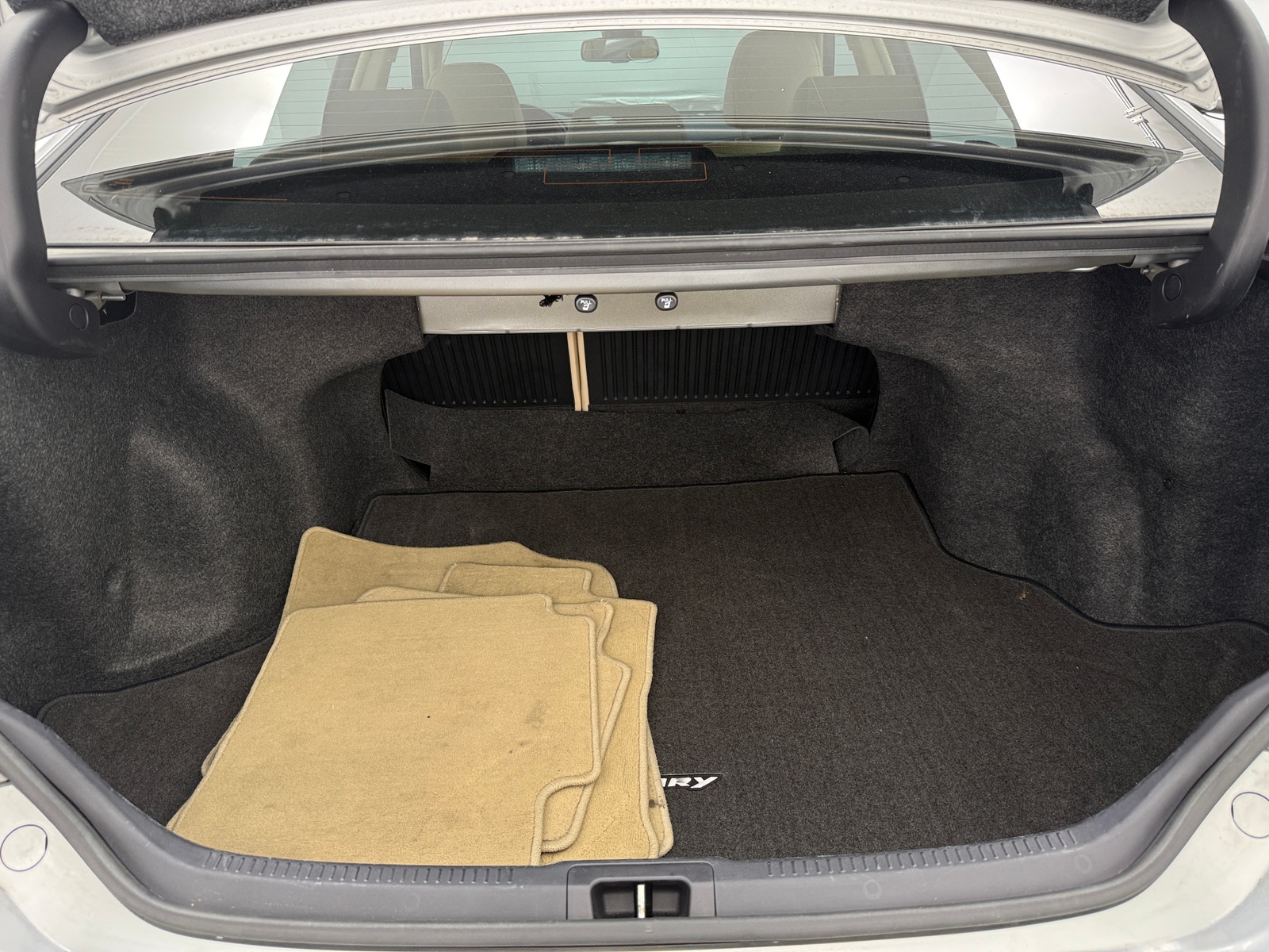 Thumbnail: 2015 Toyota Camry - 6