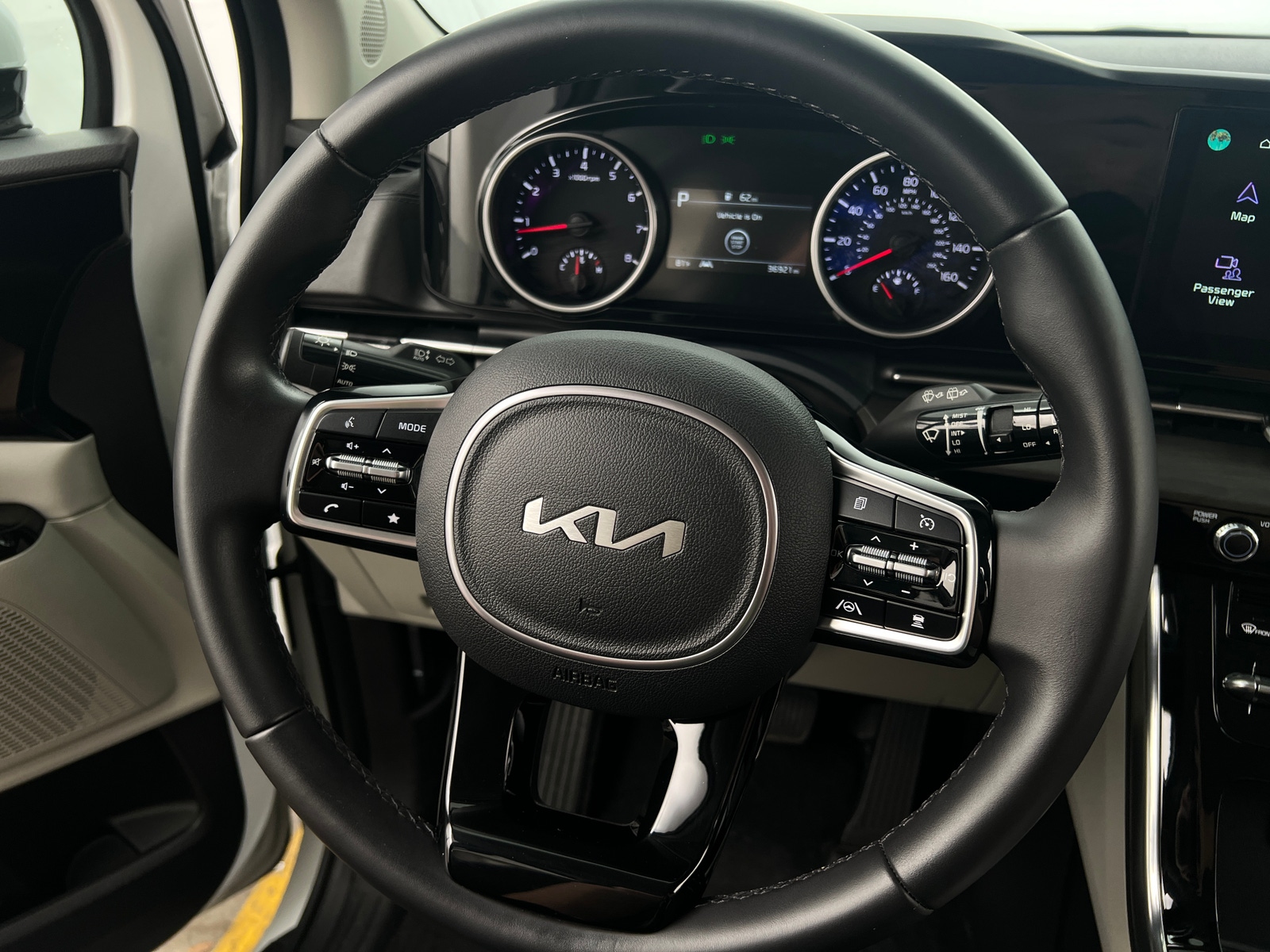 Thumbnail: 2022 Kia Carnival - 5