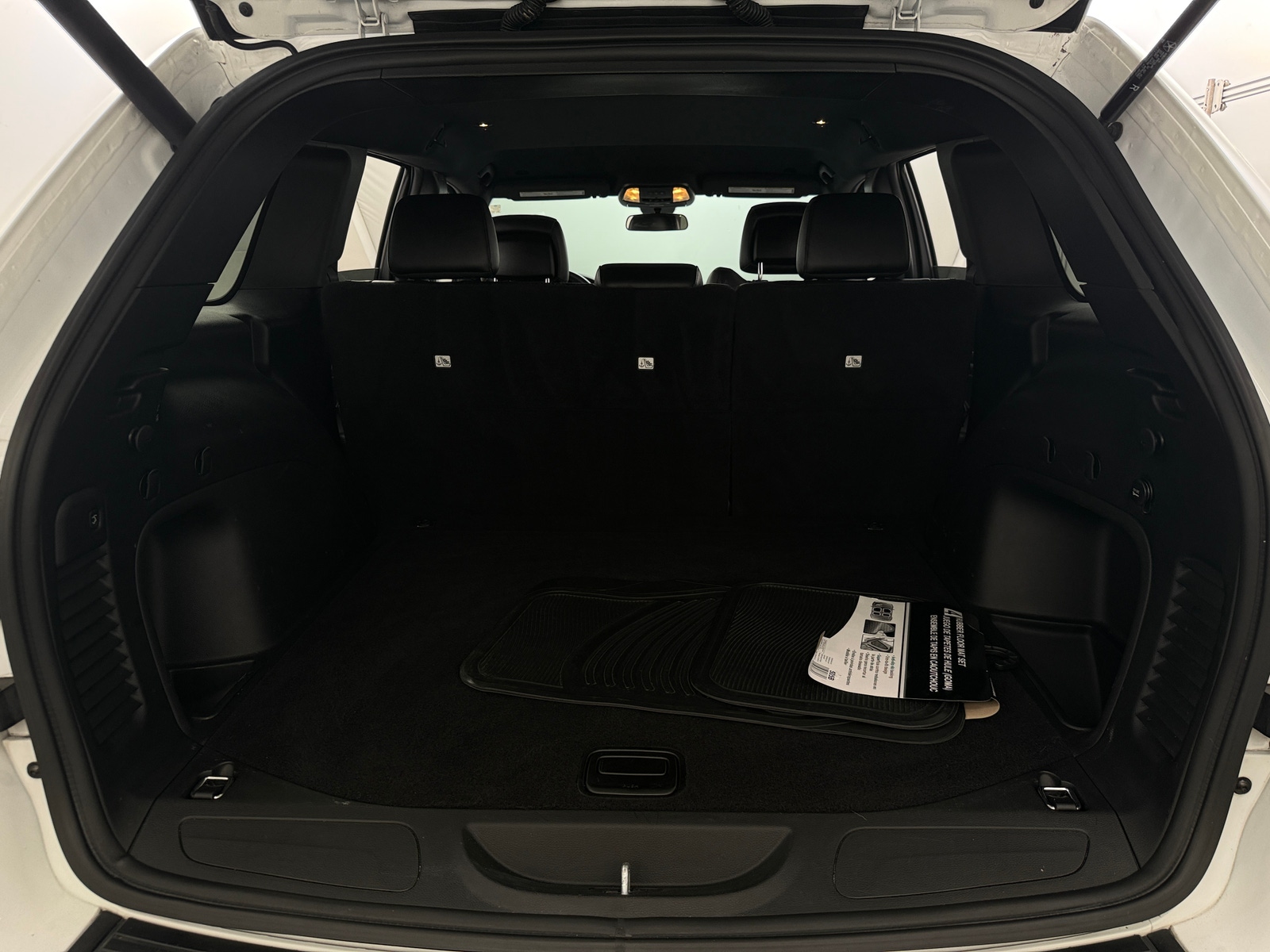 Thumbnail: 2021 Jeep Grand Cherokee - 7
