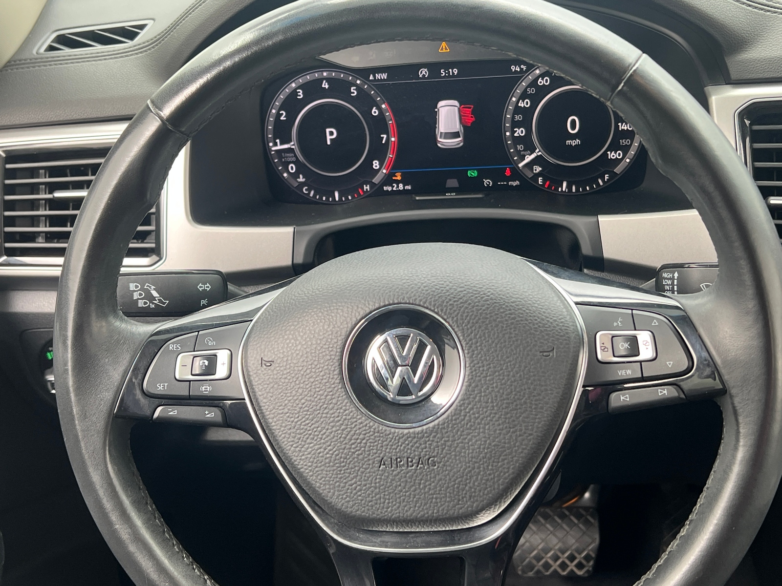 Thumbnail: 2019 Volkswagen Atlas - 4