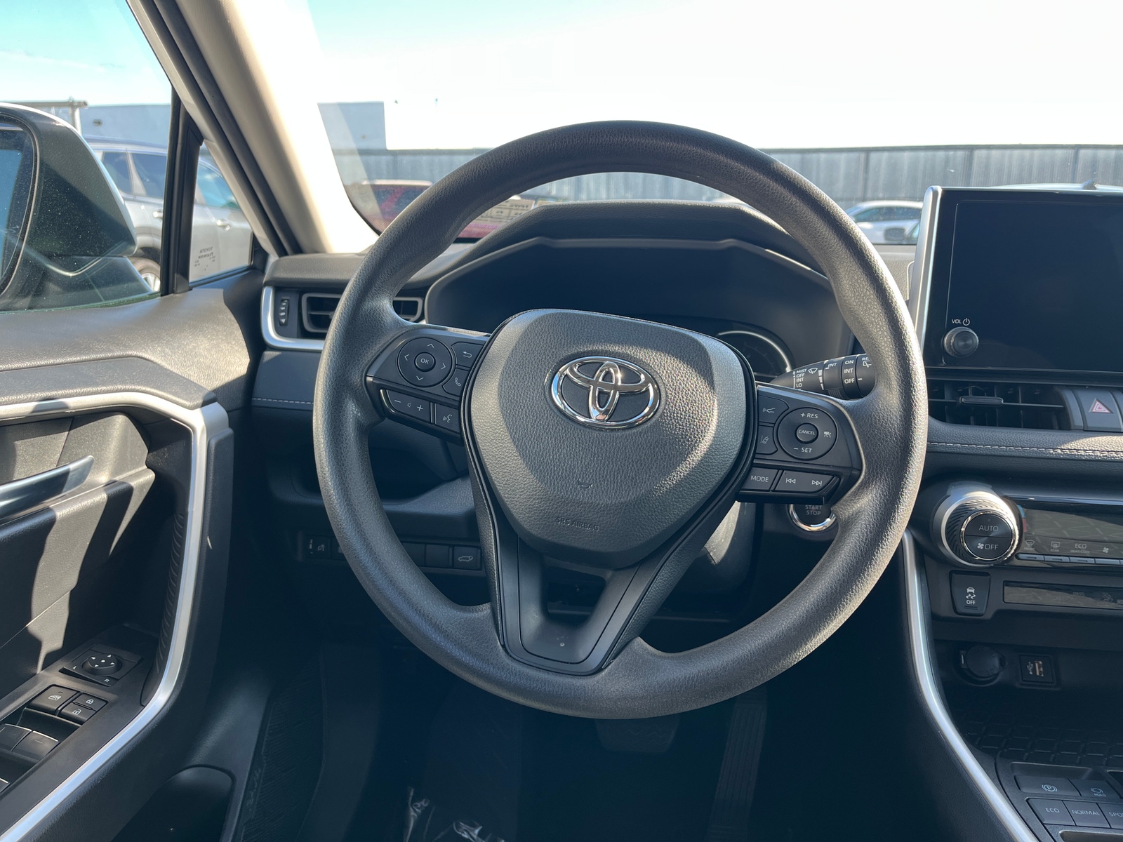 Thumbnail: 2024 Toyota RAV4 - 5