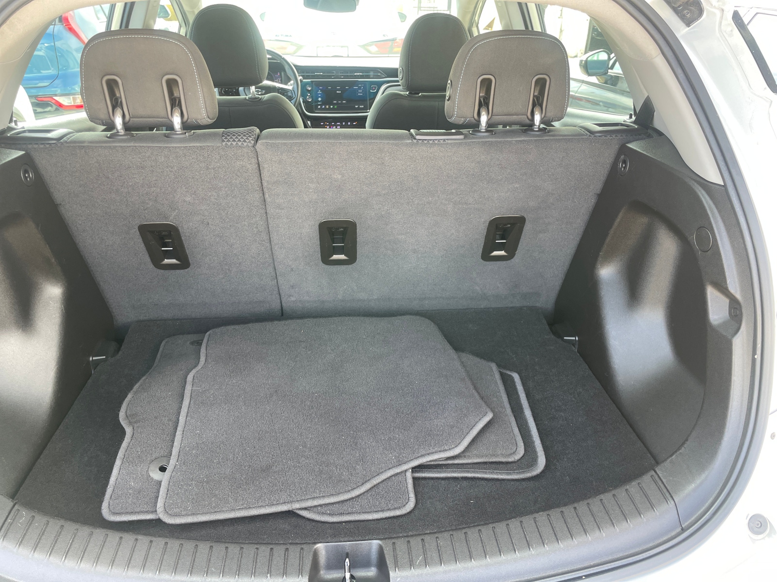 Thumbnail: 2023 Chevrolet Bolt EV - 6