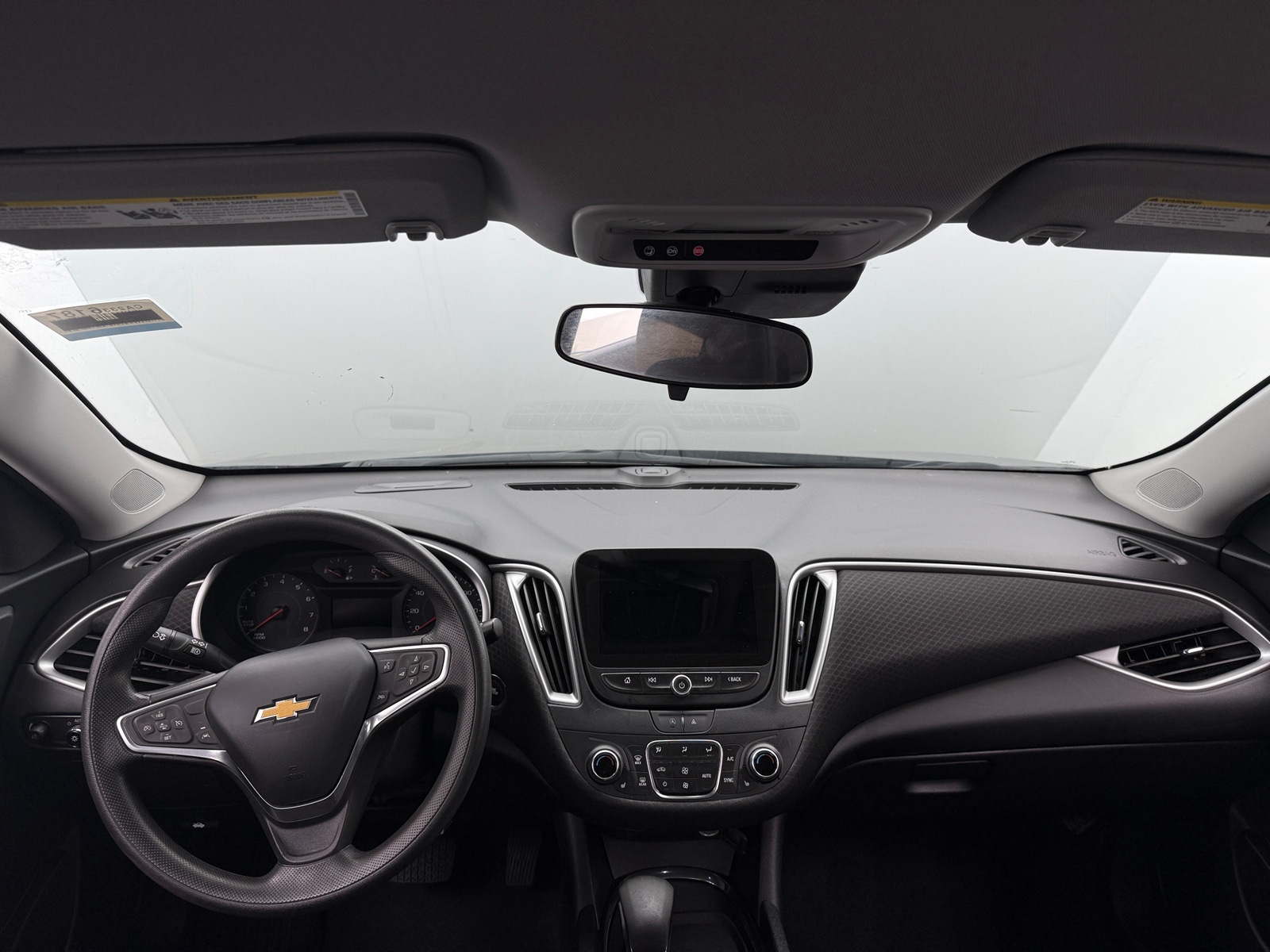 Thumbnail: 2023 Chevrolet Malibu - 3