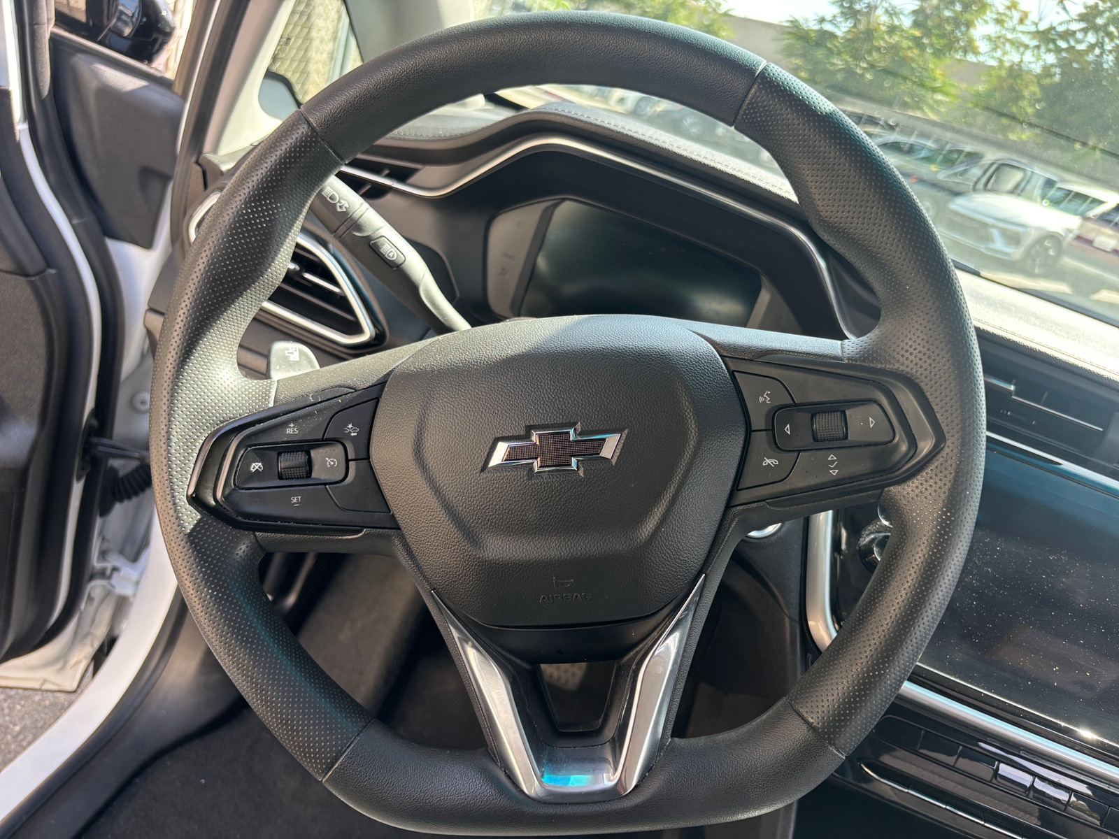Thumbnail: 2023 Chevrolet Bolt EV - 5