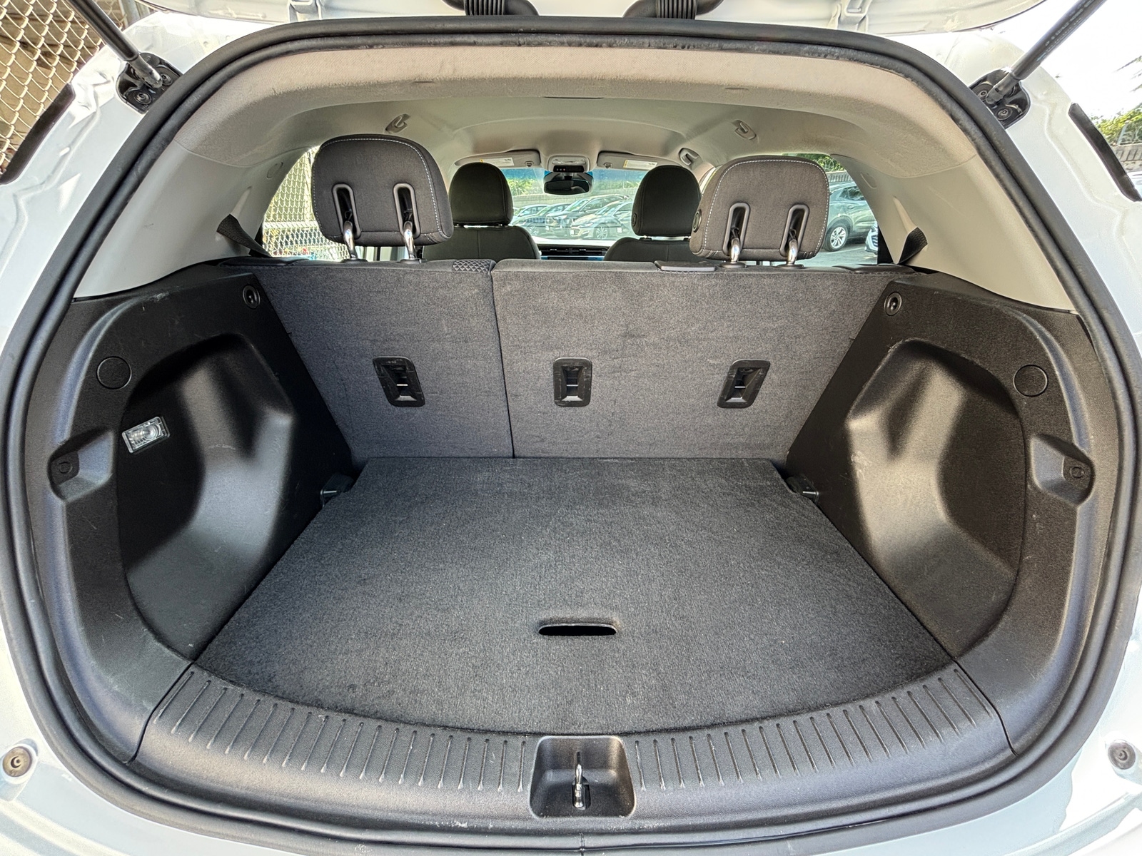 Thumbnail: 2023 Chevrolet Bolt EV - 6