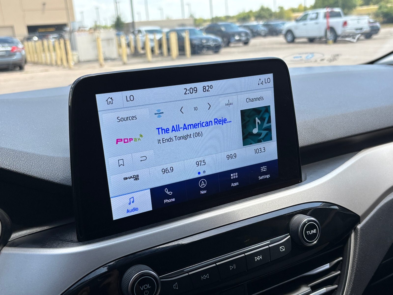 Thumbnail: 2022 Ford Escape - 4