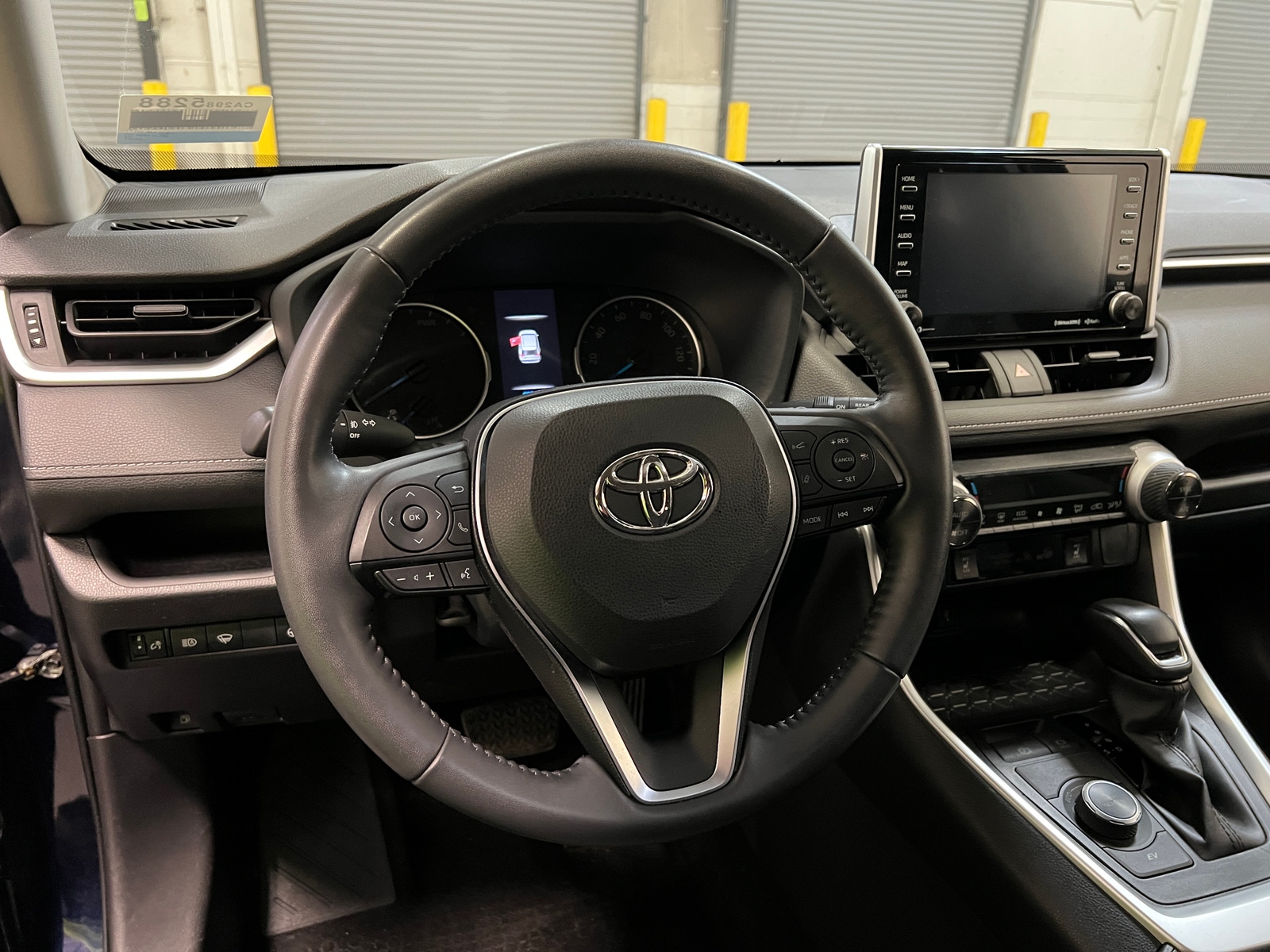 Thumbnail: 2021 Toyota RAV4 - 5