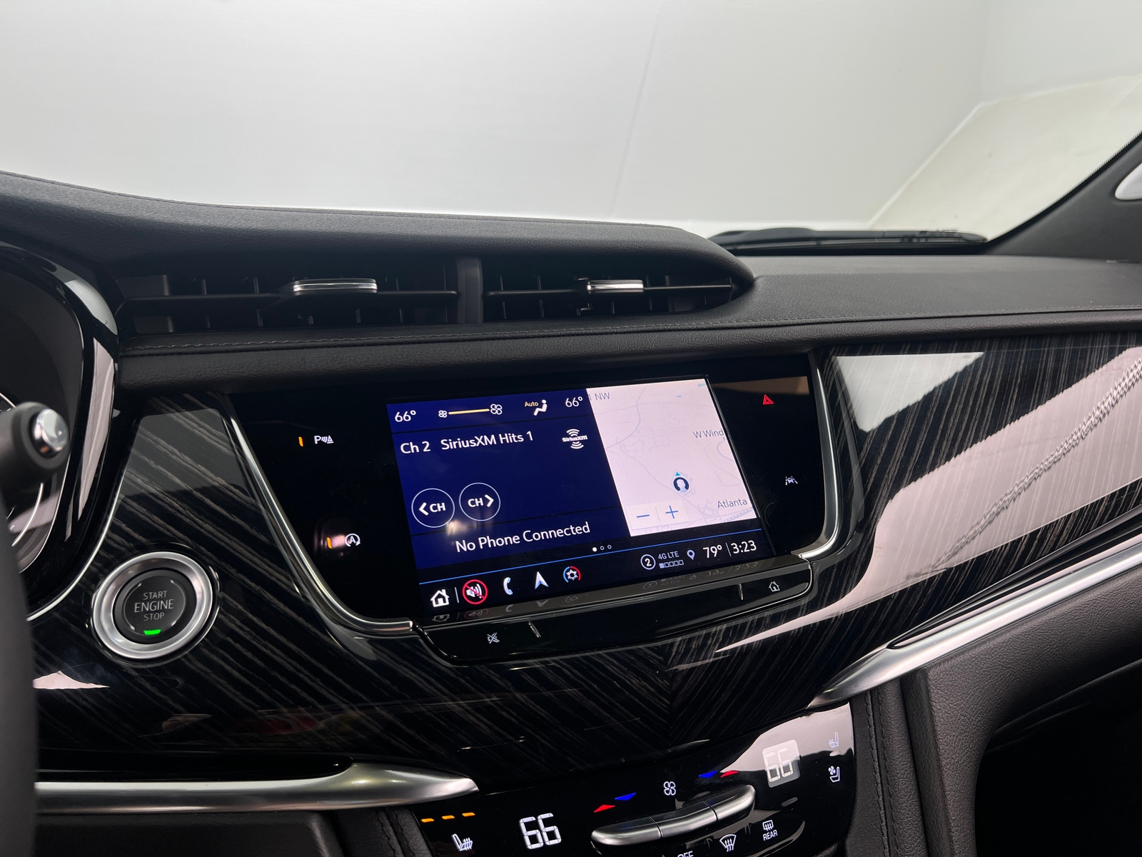 Thumbnail: 2025 Cadillac XT6 - 3