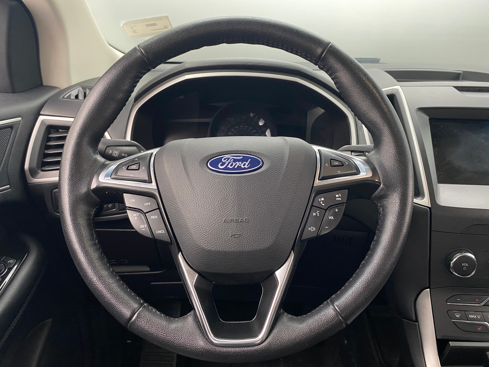 Thumbnail: 2020 Ford Edge - 4