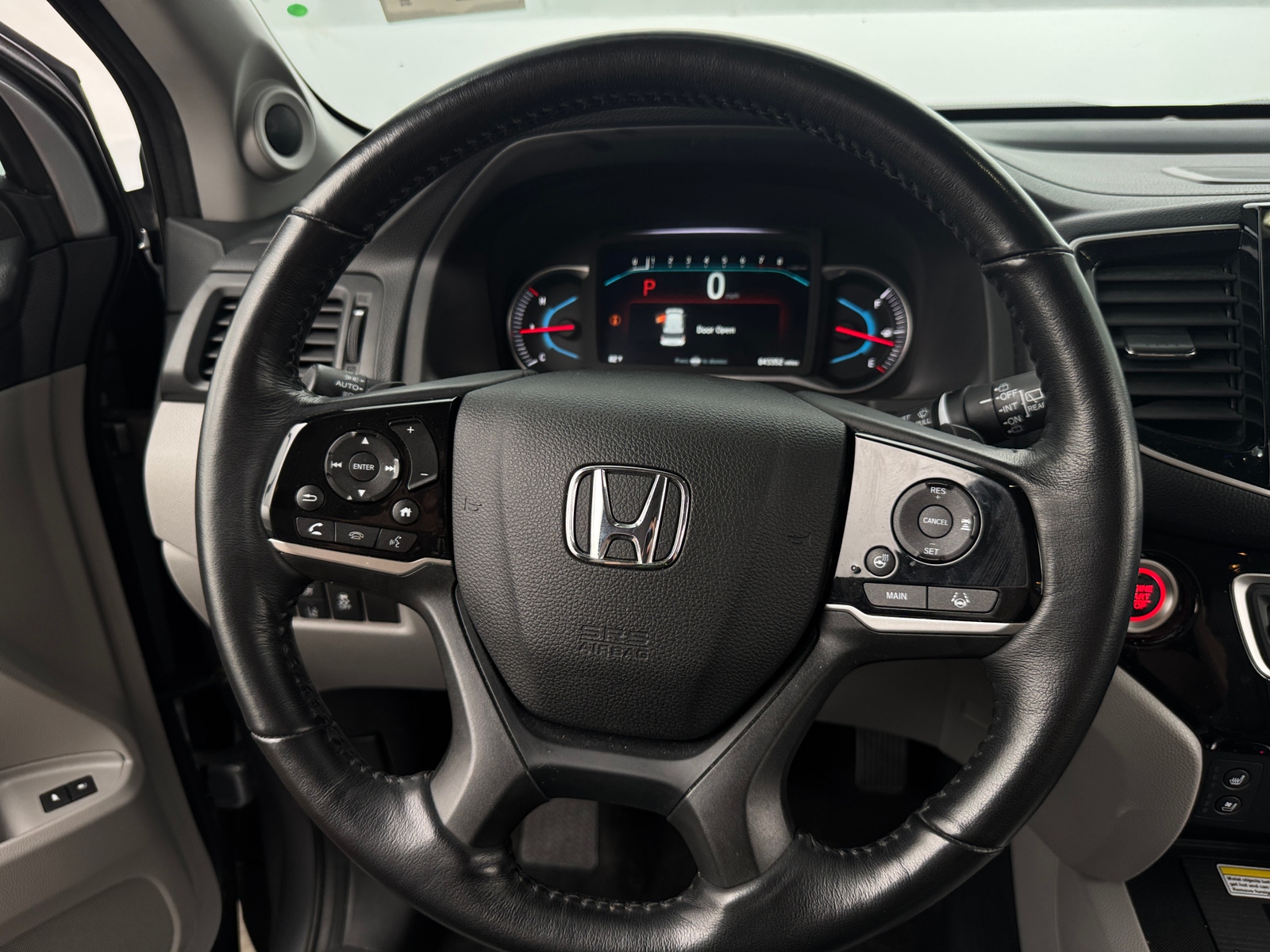 Thumbnail: 2019 Honda Pilot - 4
