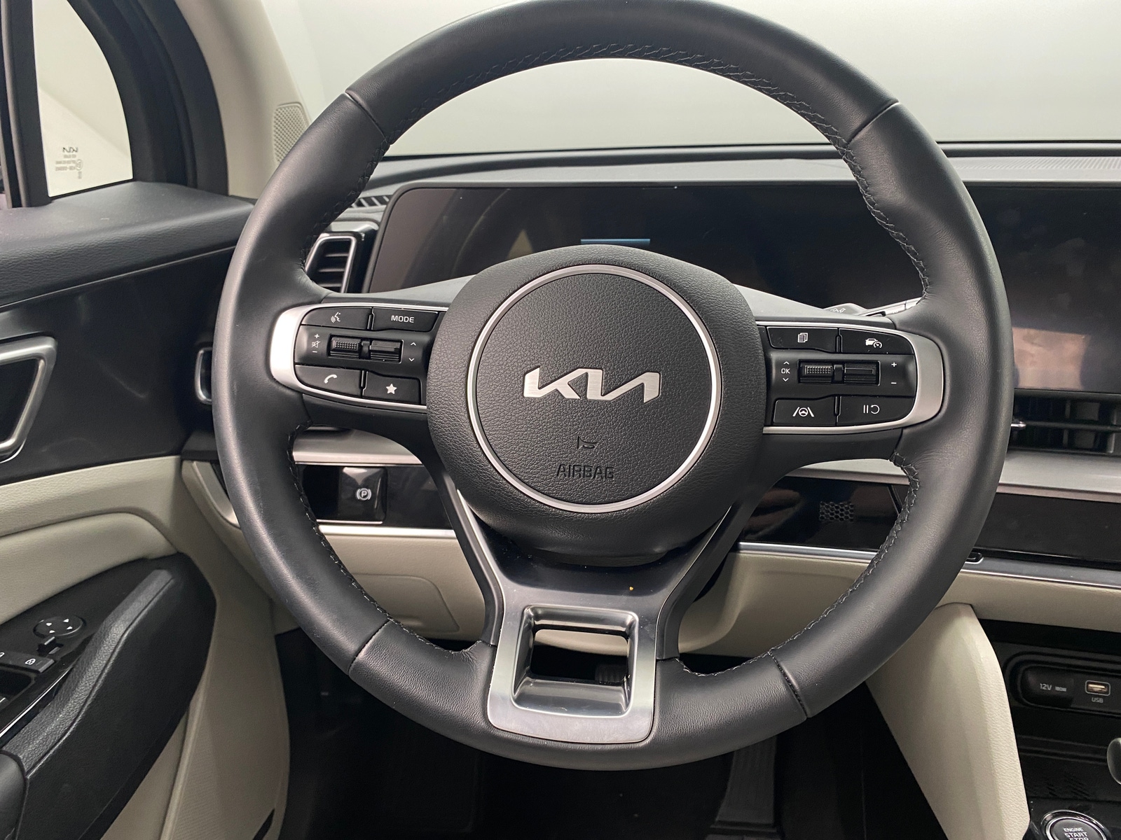 Thumbnail: 2025 Kia Sportage - 4