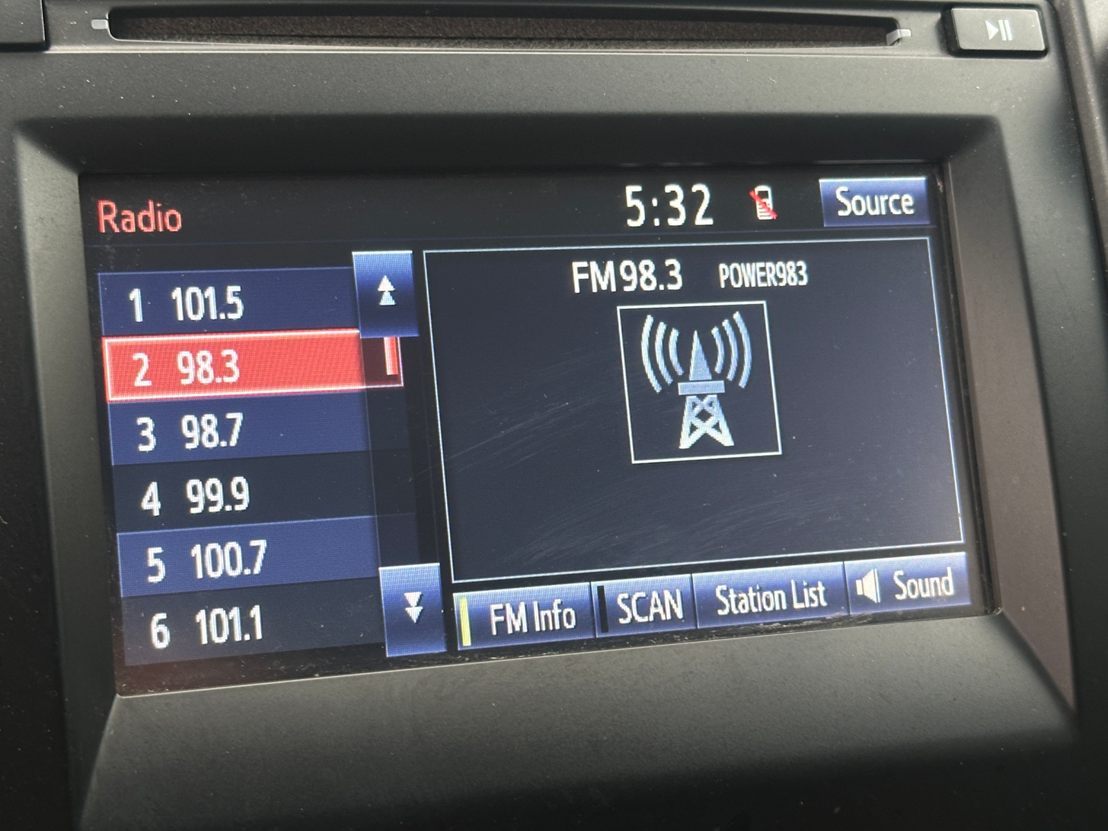 Thumbnail: 2015 Toyota Camry - 4