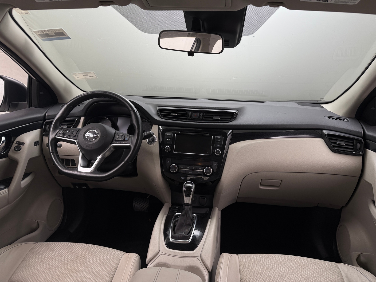 Thumbnail: 2022 Nissan Rogue Sport - 3
