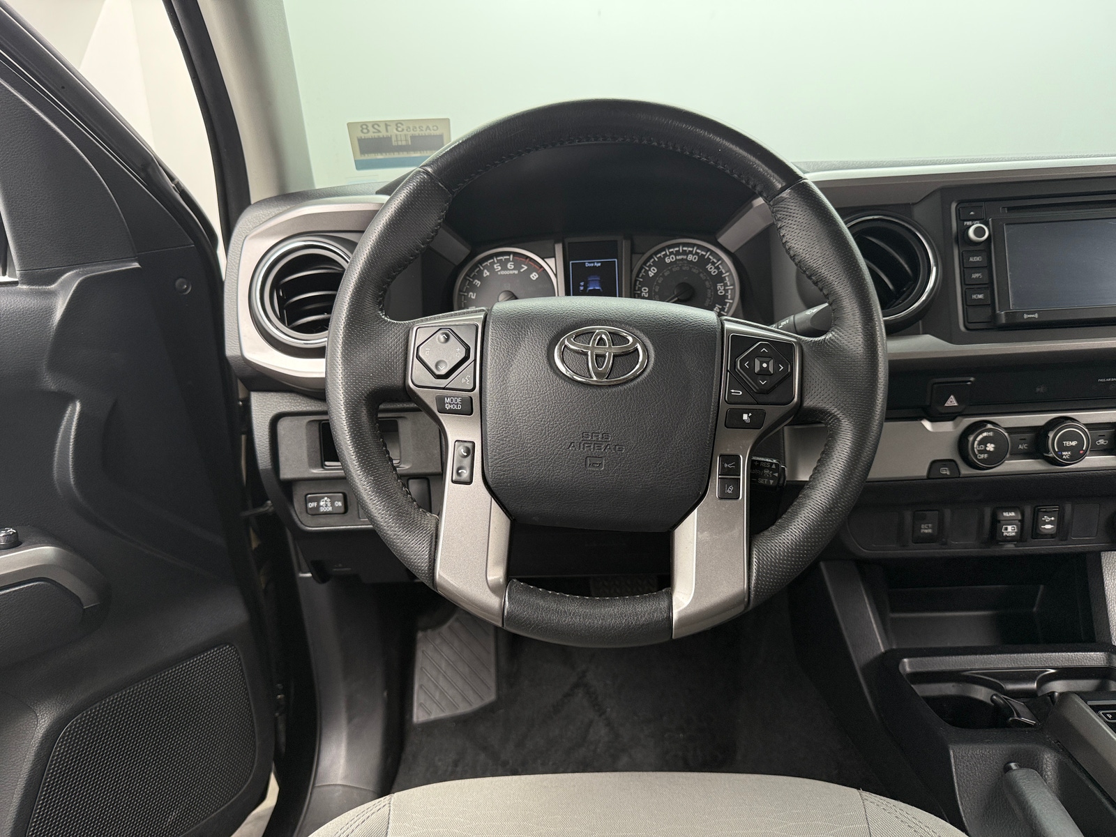 Thumbnail: 2019 Toyota Tacoma - 5