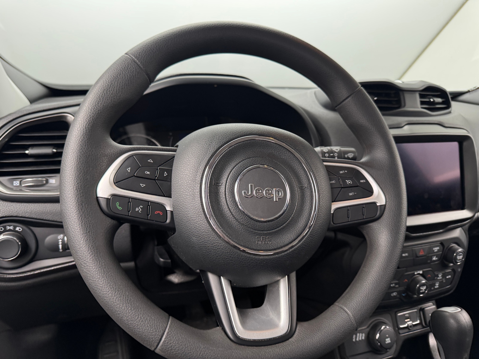 Thumbnail: 2023 Jeep Renegade - 5