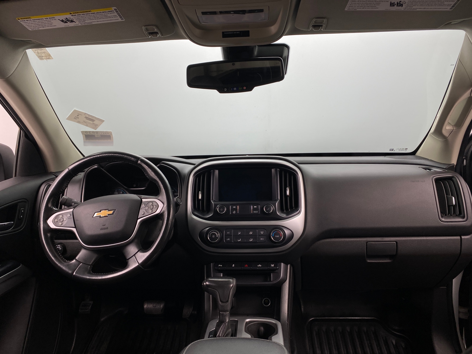 Thumbnail: 2021 Chevrolet Colorado - 3