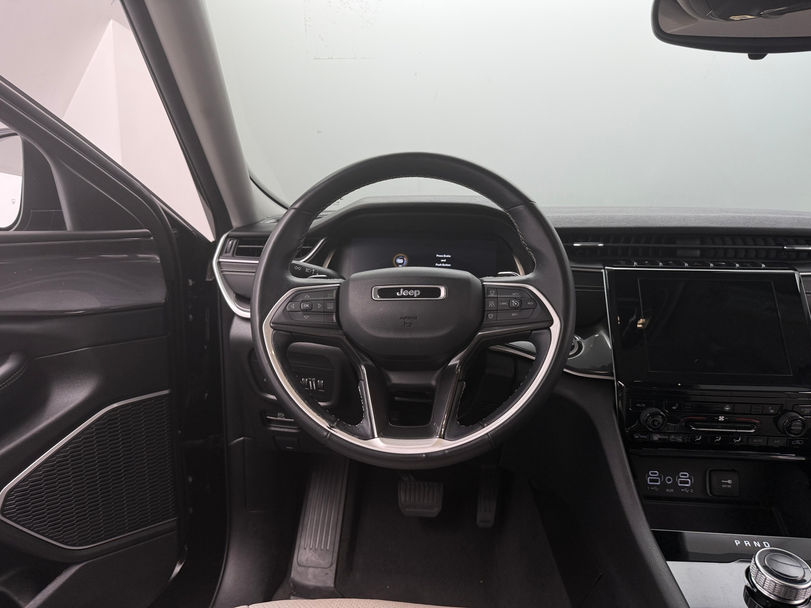 Thumbnail: 2022 Jeep Grand Cherokee L - 4