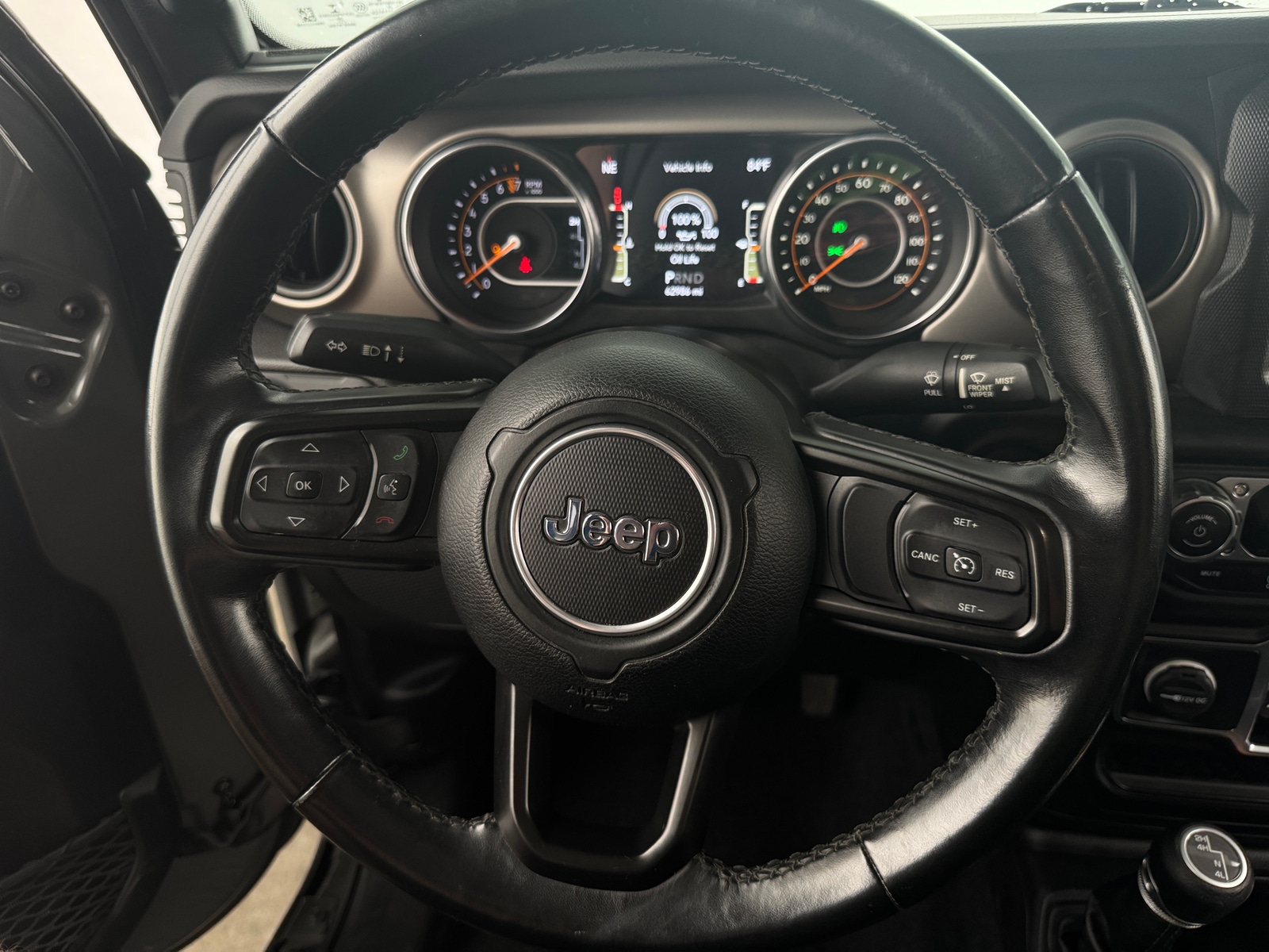Thumbnail: 2021 Jeep Gladiator - 5