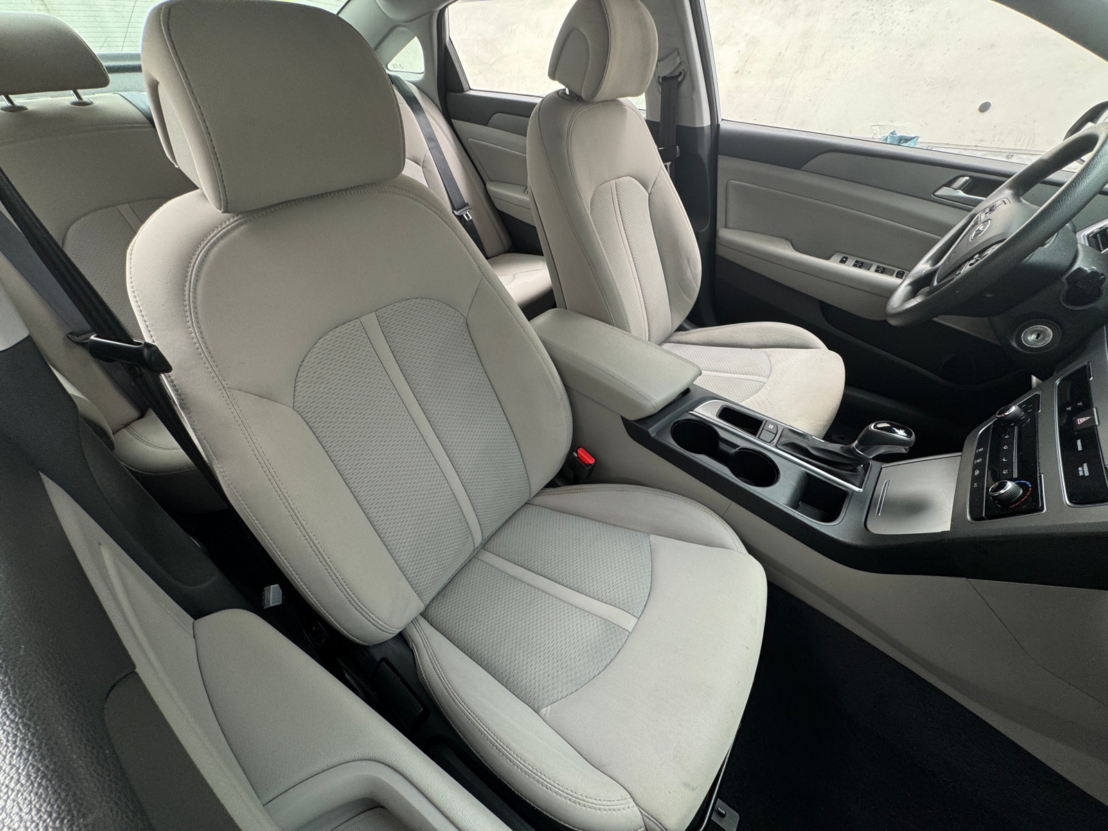 Thumbnail: 2015 Hyundai Sonata - 2
