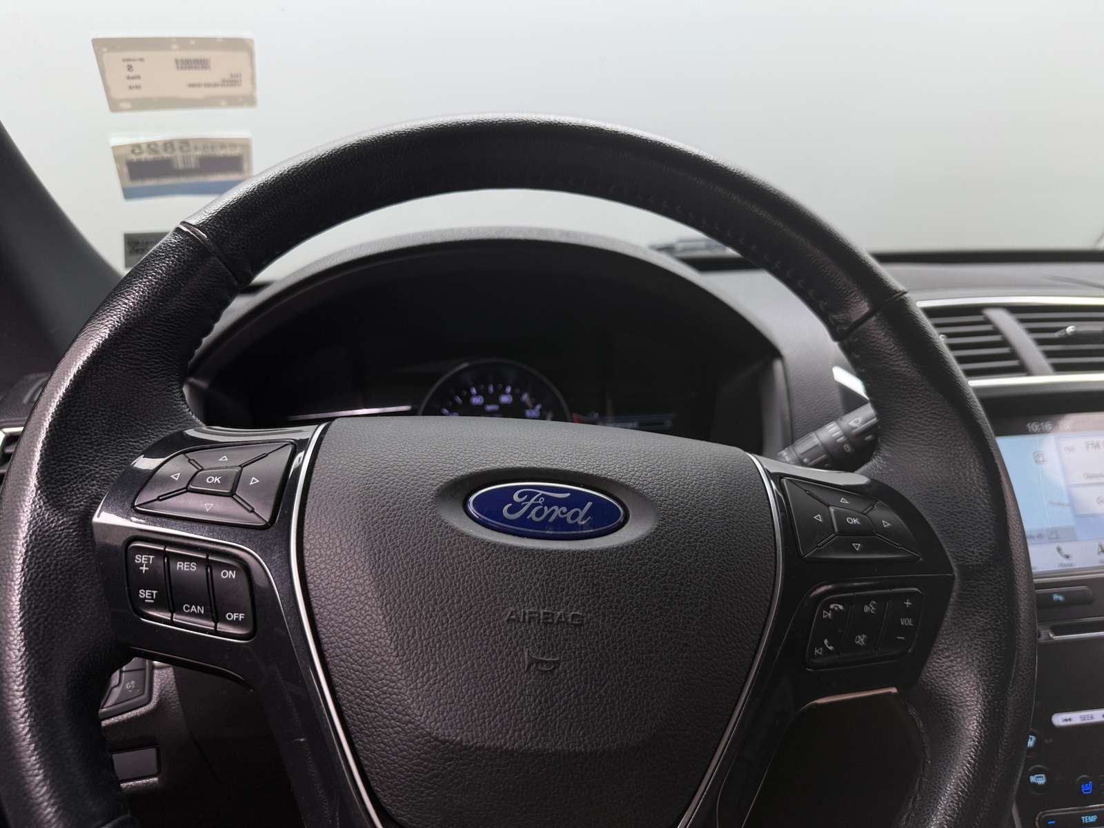 Thumbnail: 2018 Ford Explorer - 4