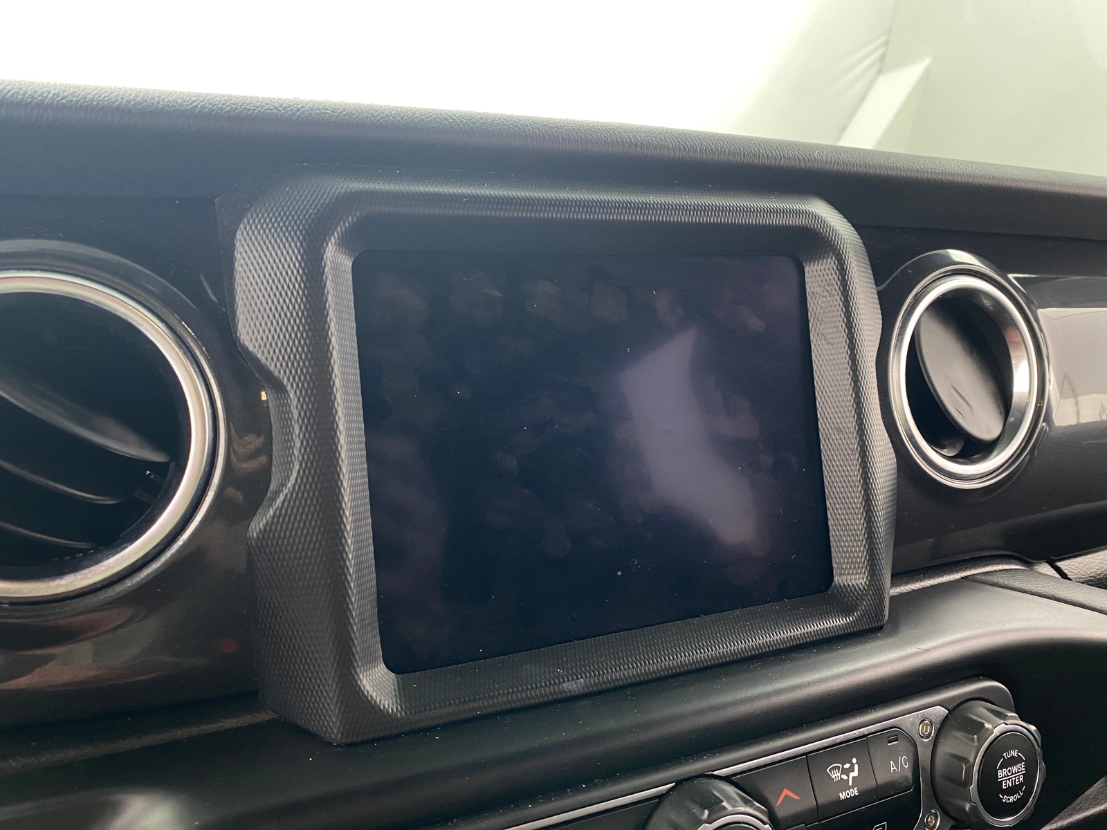 Thumbnail: 2021 Jeep Wrangler - 3