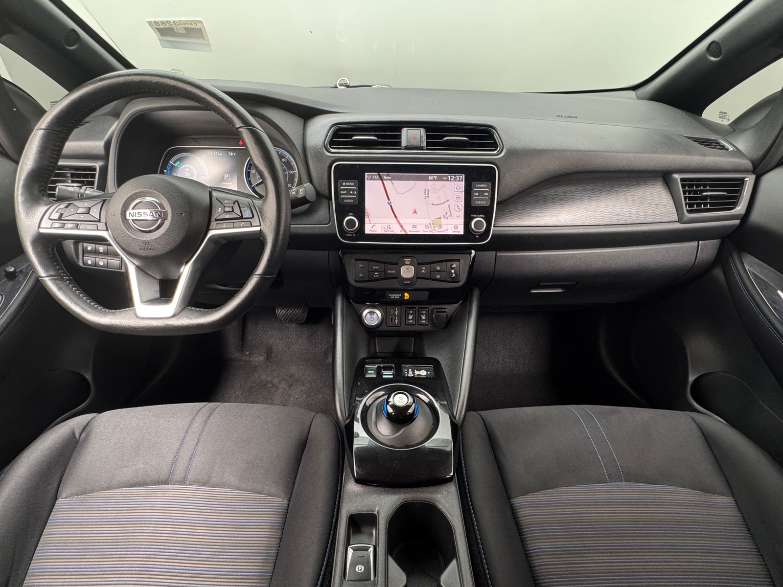Thumbnail: 2021 Nissan Leaf - 3