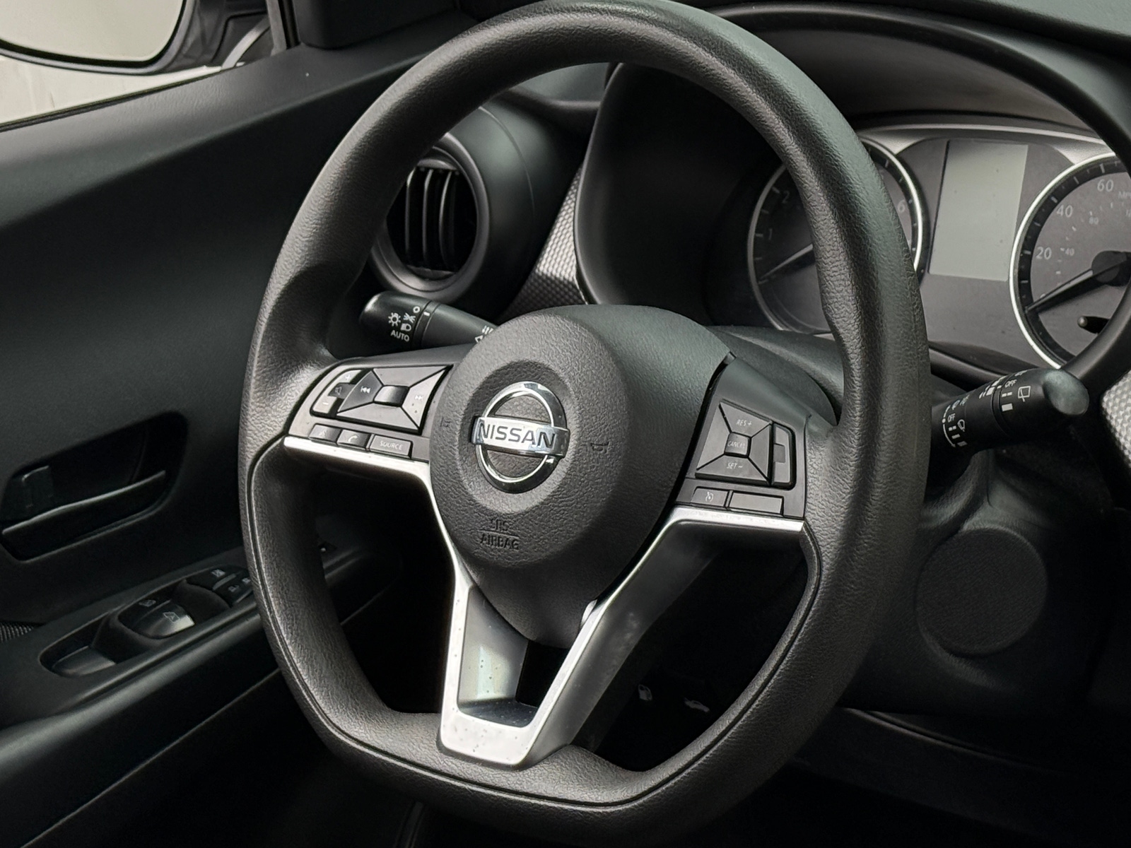 Thumbnail: 2020 Nissan Kicks - 5