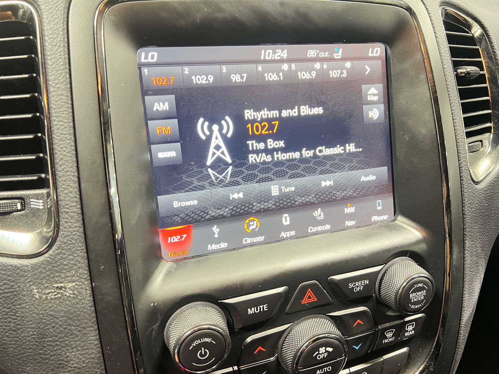 Thumbnail: 2019 Dodge Durango - 3