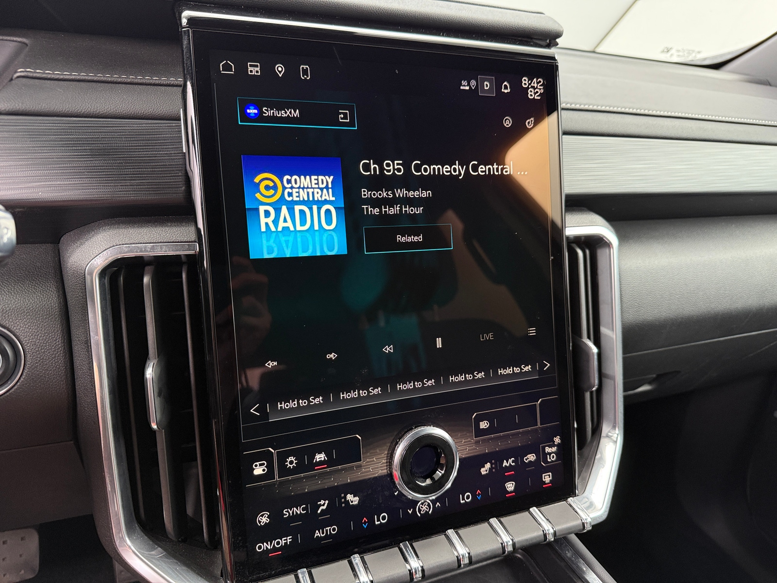 Thumbnail: 2025 GMC Acadia - 4