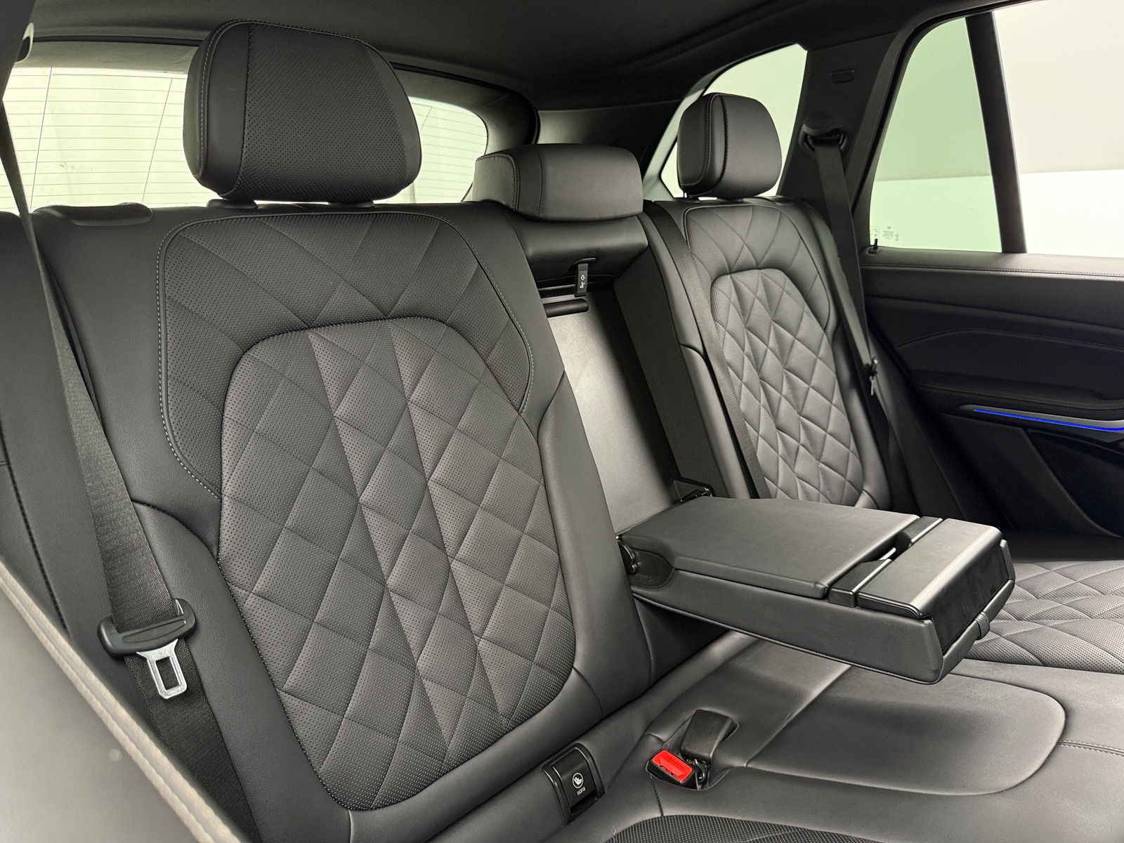 Thumbnail: 2024 BMW X5 - 5