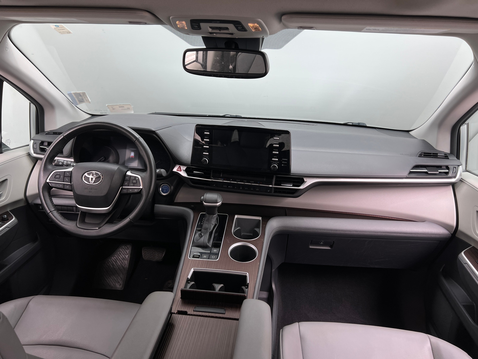 Thumbnail: 2022 Toyota Sienna - 2